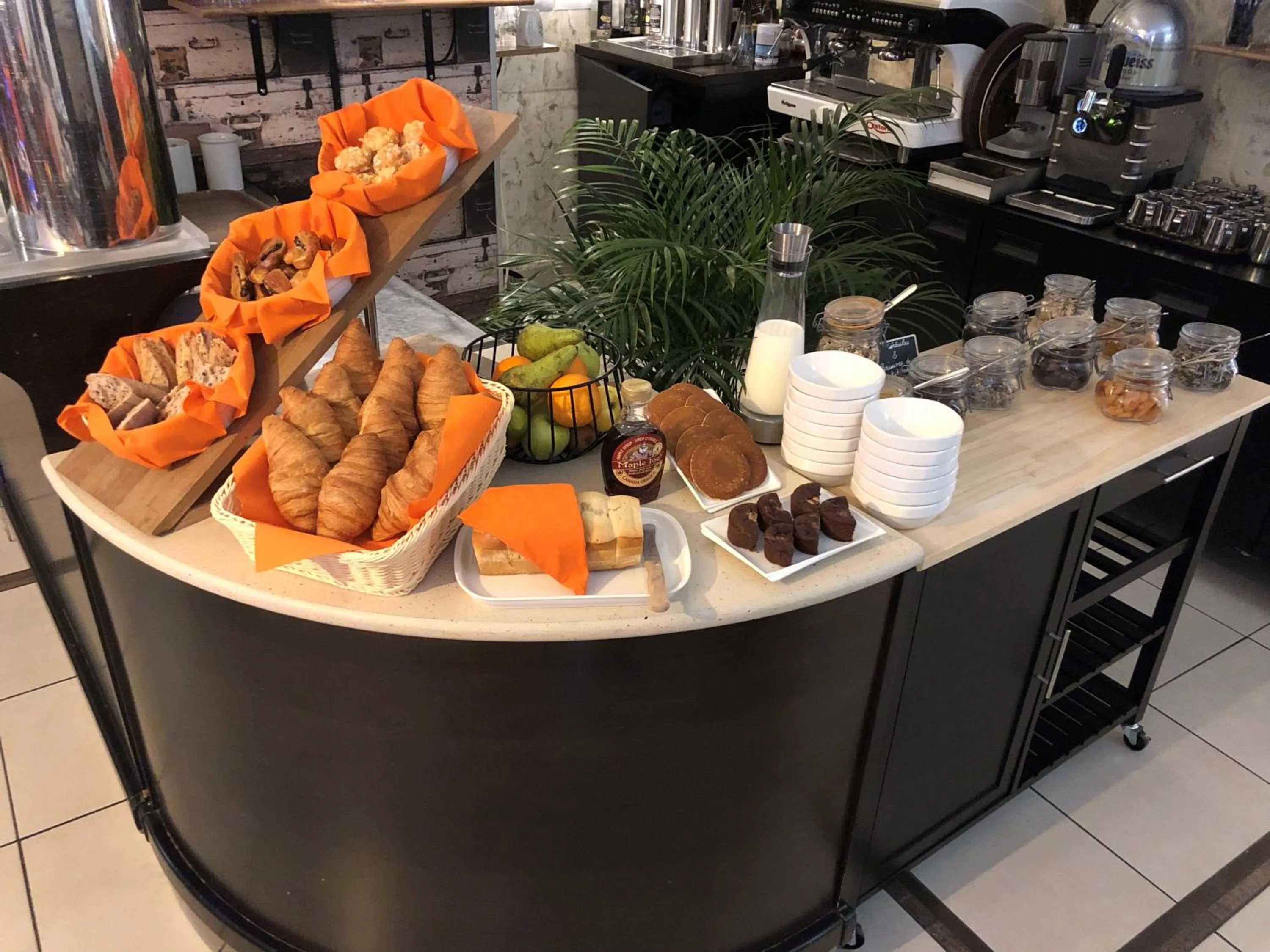 Breakfast in Logis Hotel Beaudon