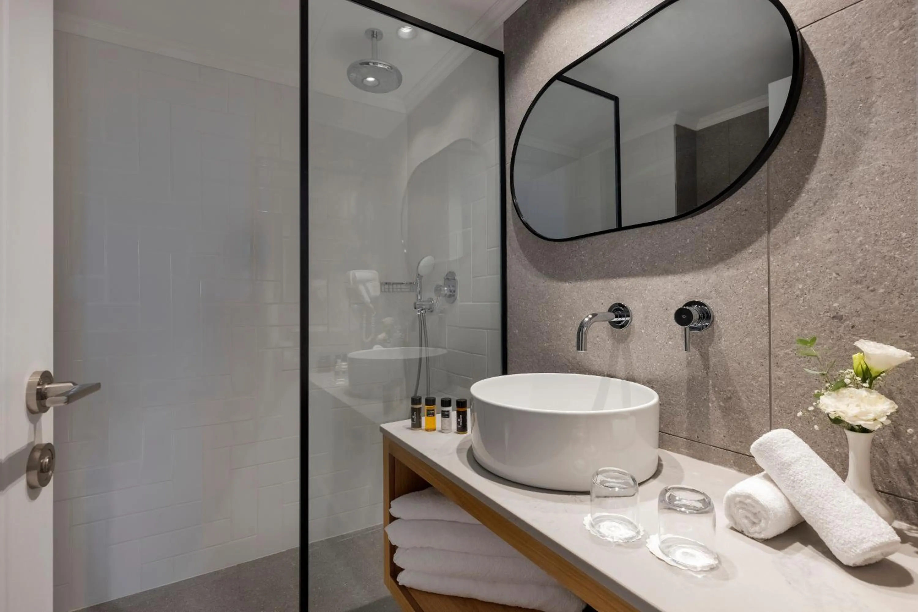 Bathroom in Hotel Lake House Kinneret