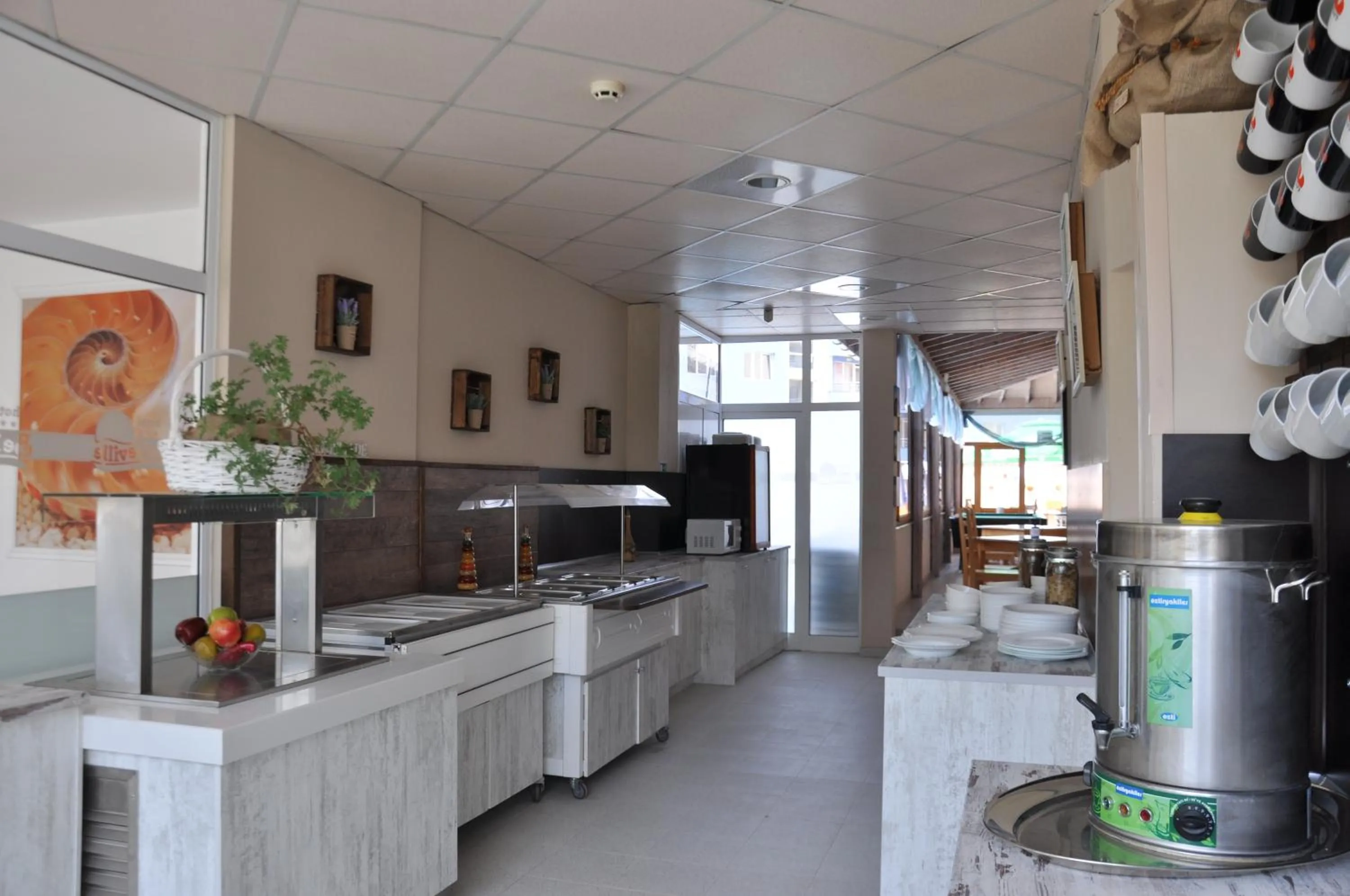 Food and drinks in Hotel BelleVille