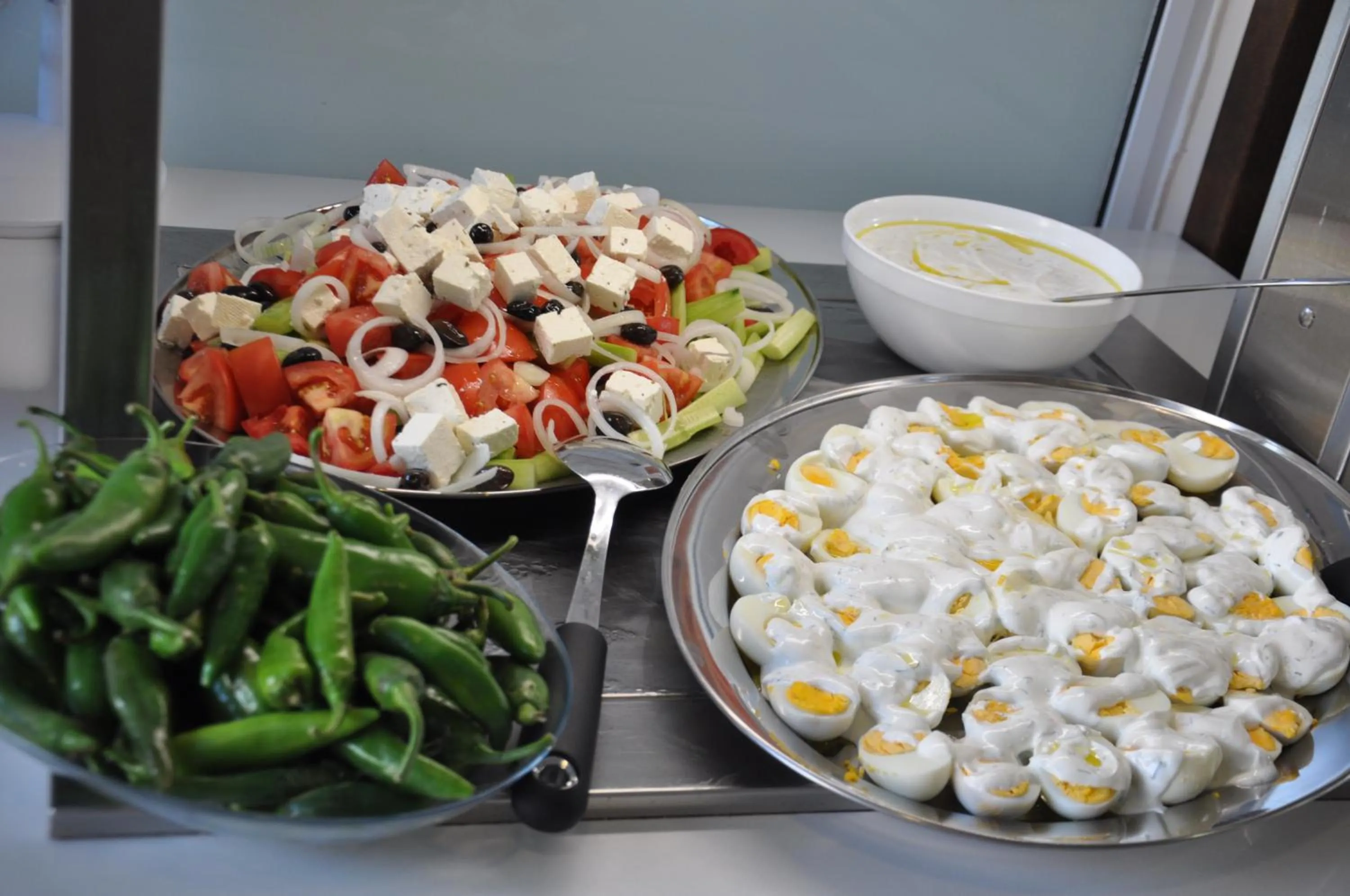 Restaurant/places to eat in Hotel BelleVille