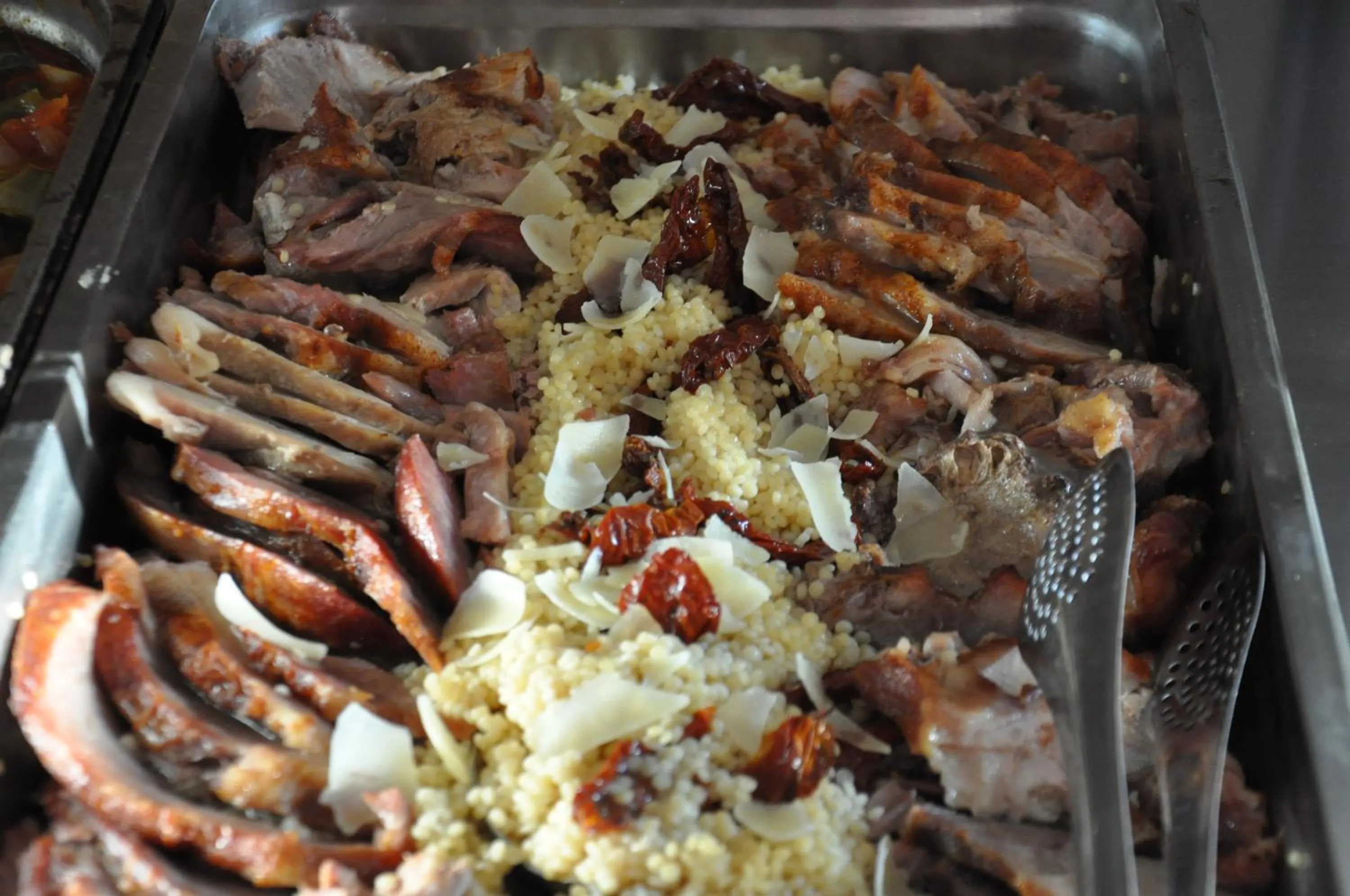 Restaurant/places to eat in Hotel BelleVille