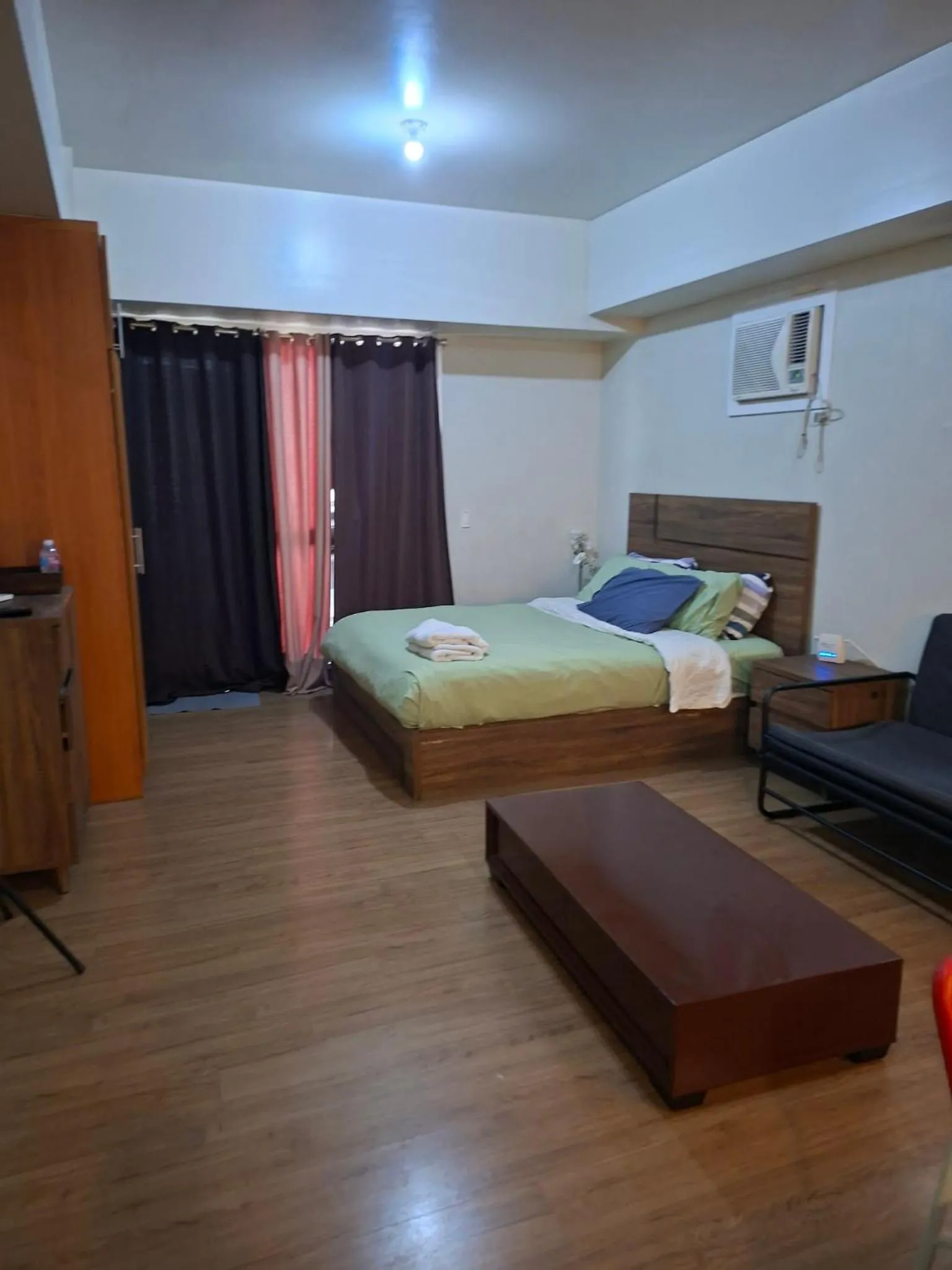 Celadon Tower- Studio with balcony near SM San Lazaro