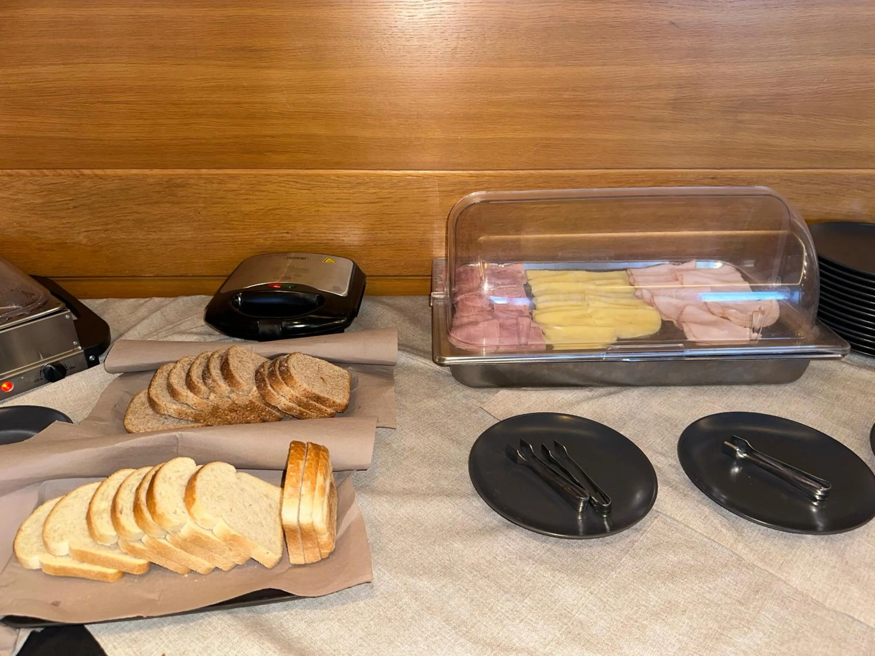 Buffet breakfast in Relais Piazza Vittoria