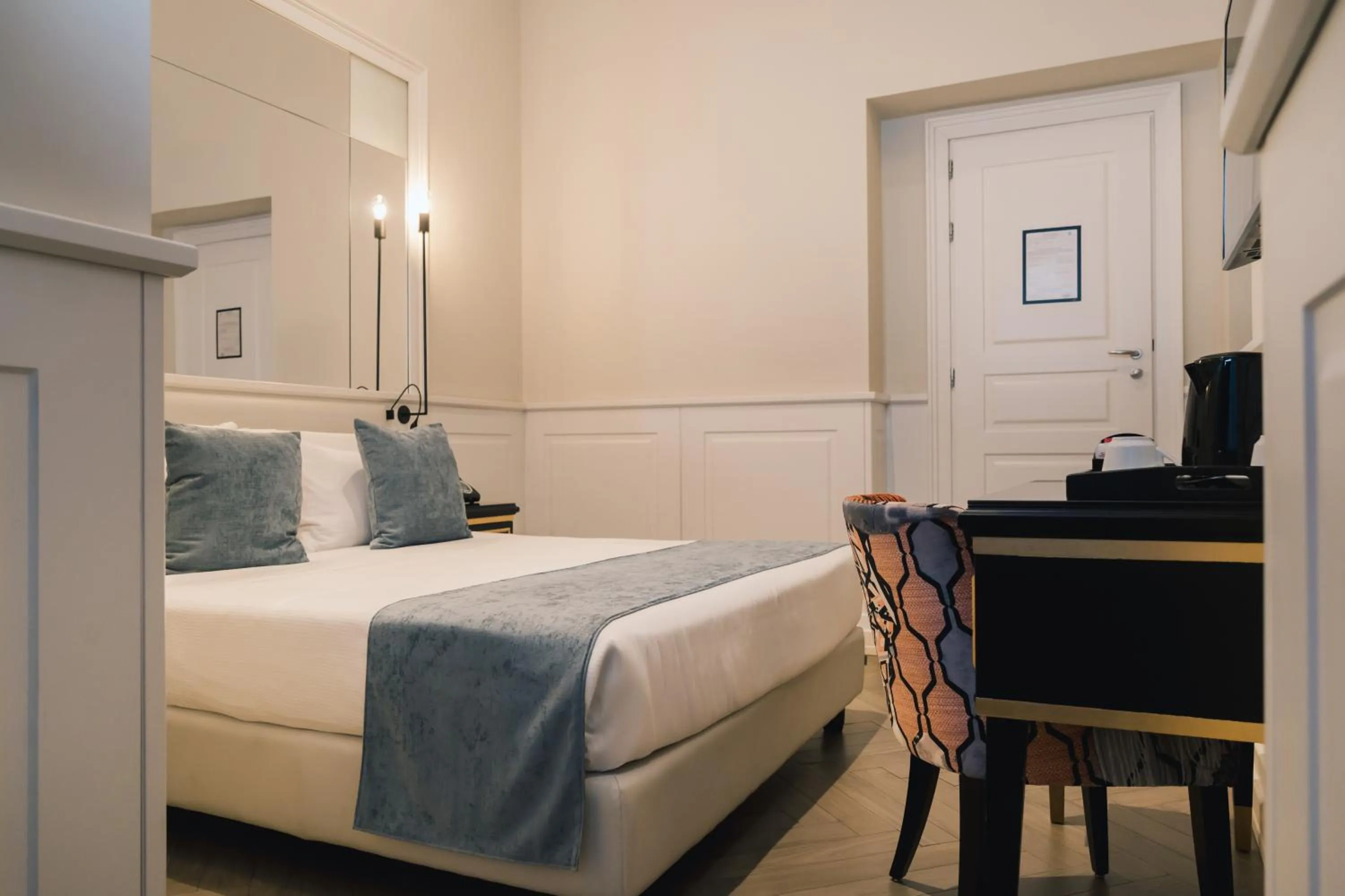 Photo of the whole room, Bed in Relais Piazza Vittoria