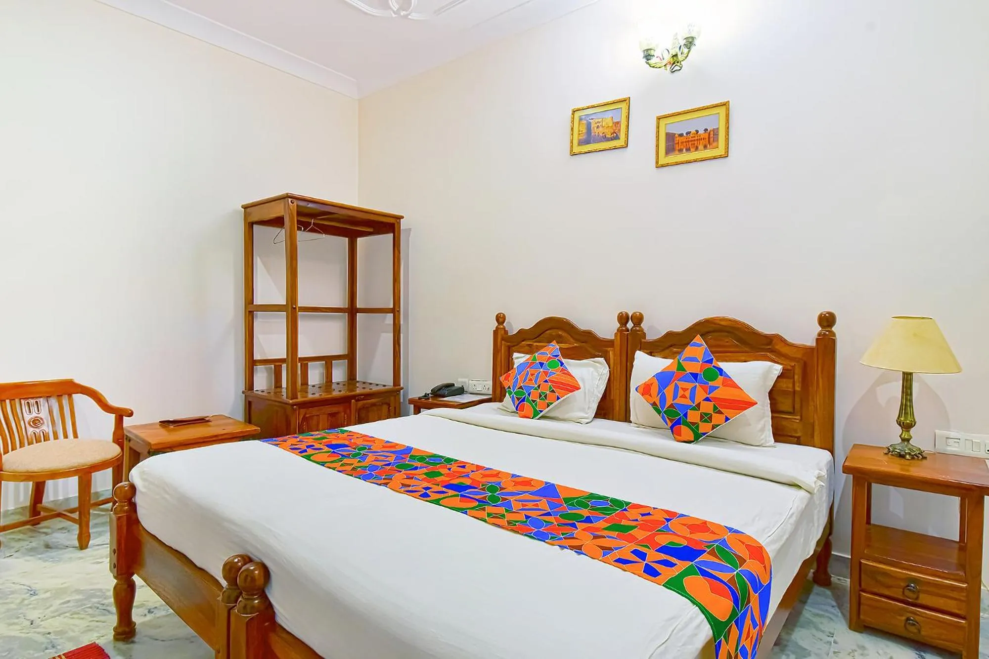 Bed in Hotel Harsoli Haveli