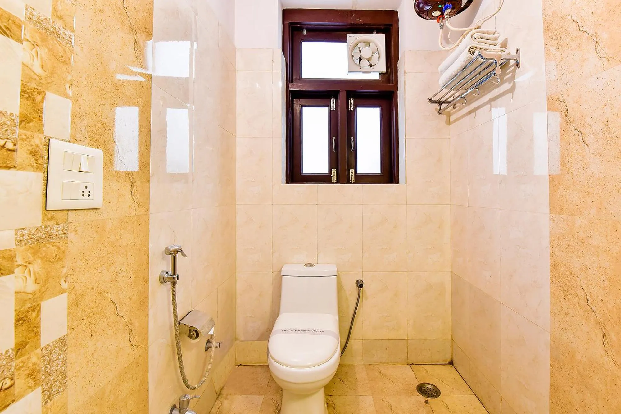 Bathroom in Hotel Harsoli Haveli