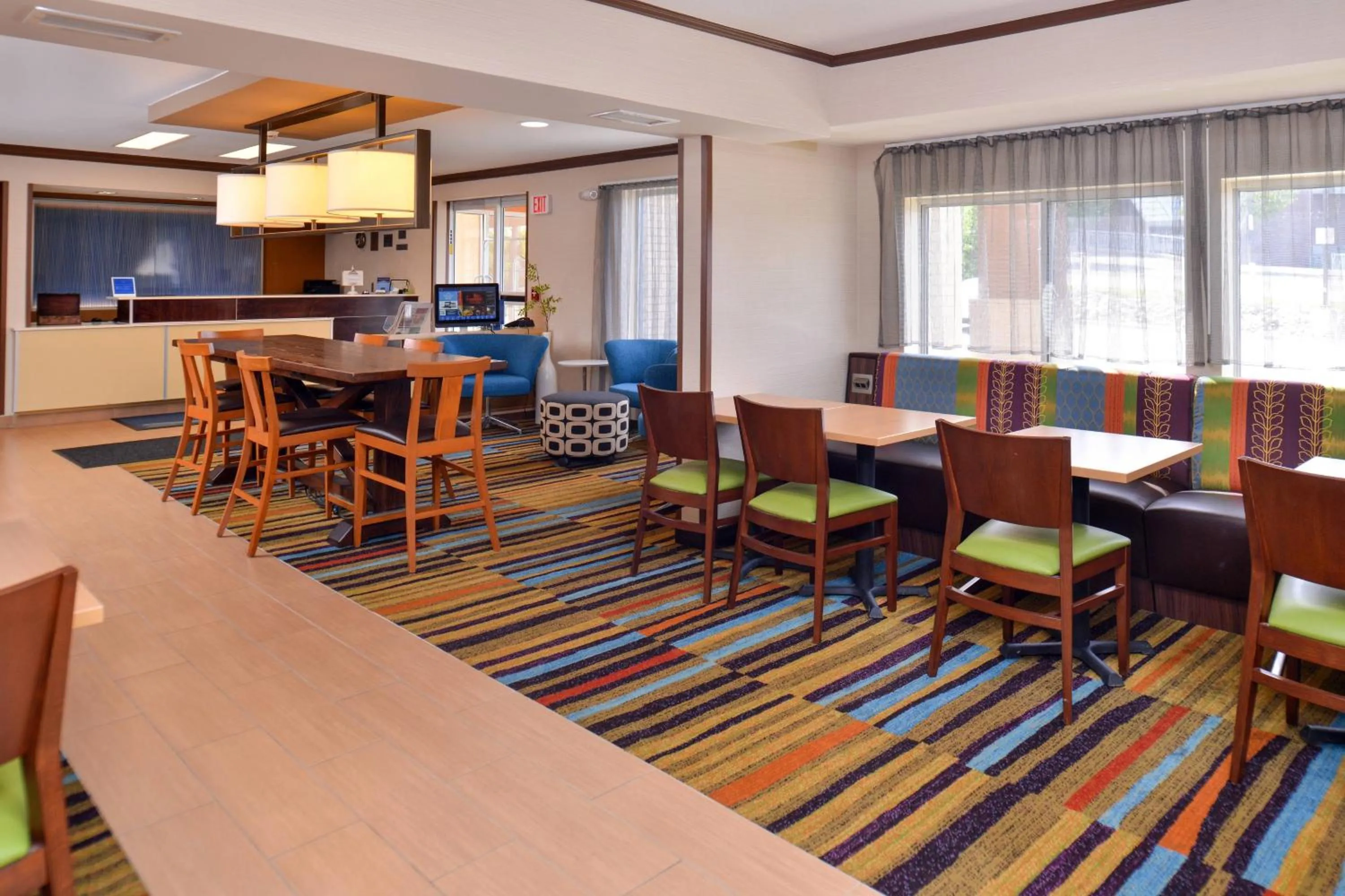 Breakfast in Fairfield Inn & Suites by Marriott Helena