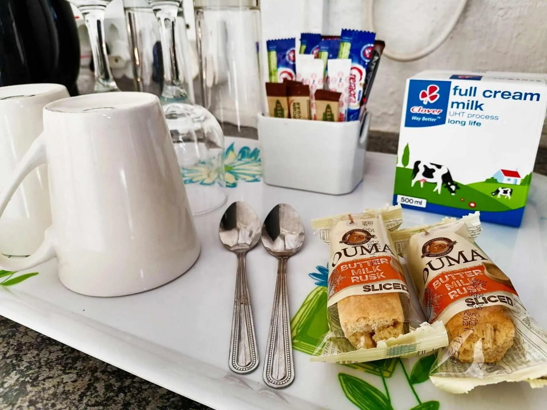 Coffee/tea facilities in Boathouse Bed & Biscuit - Lower Deck