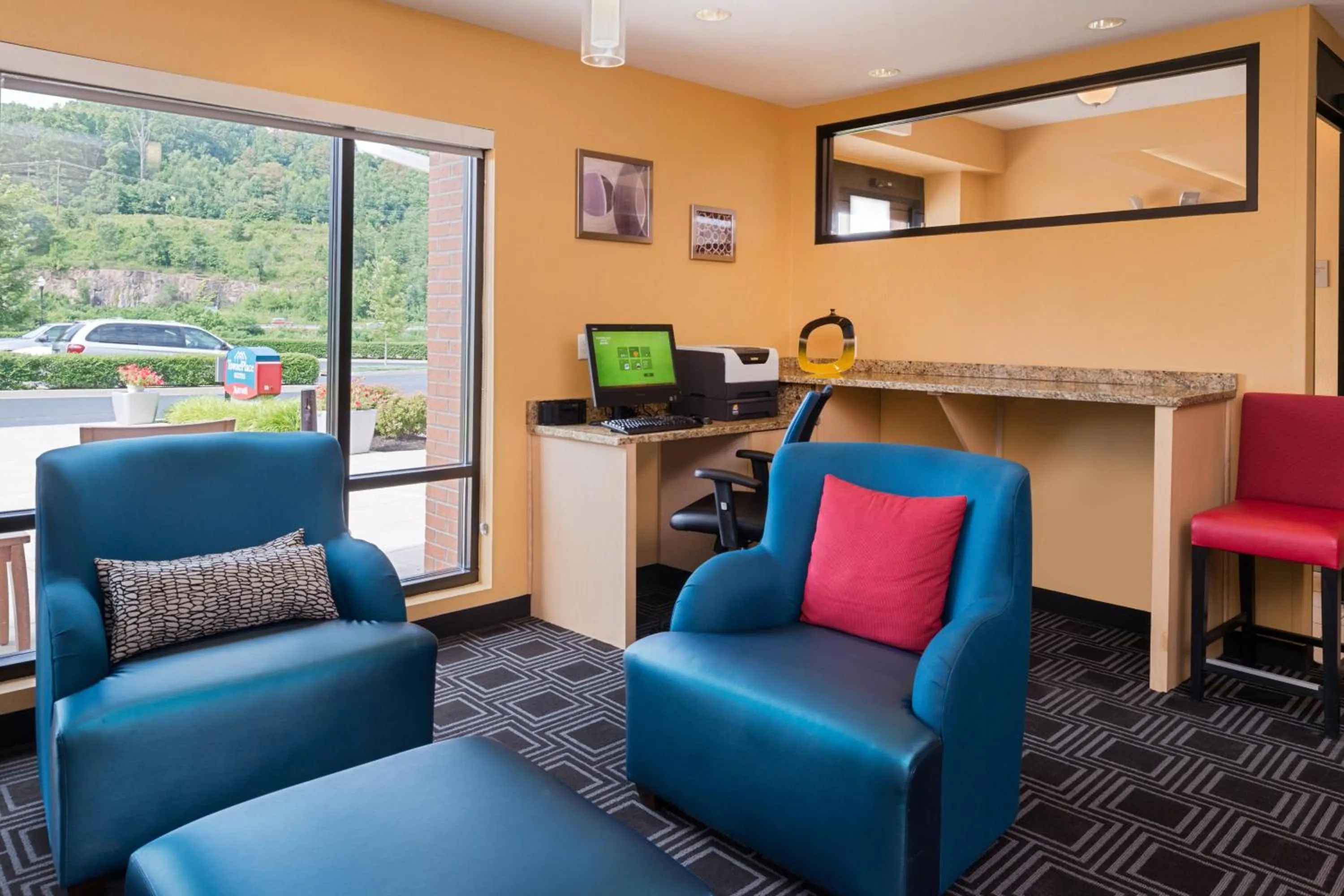 Lobby or reception in TownePlace Suites Huntington