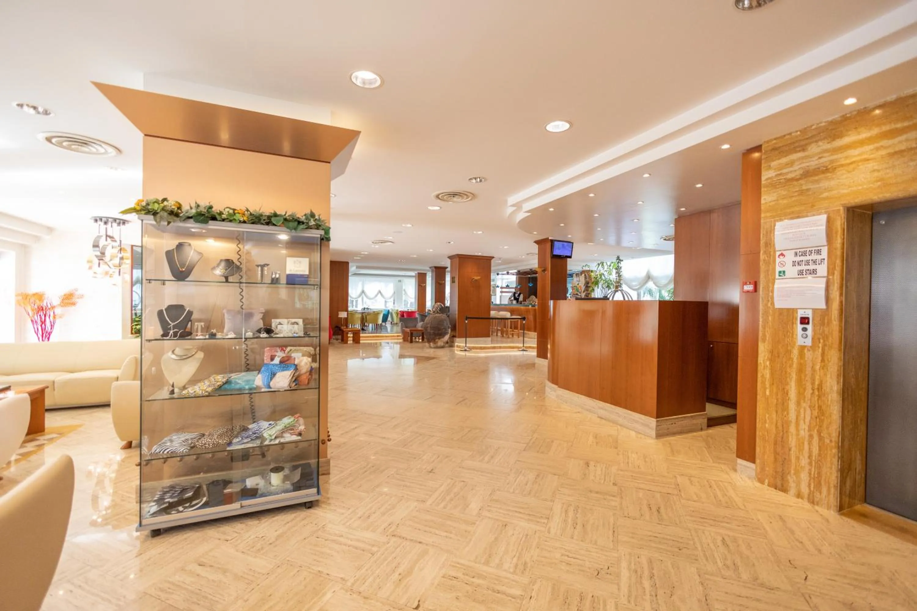 Lobby or reception in Hotel Le Palme