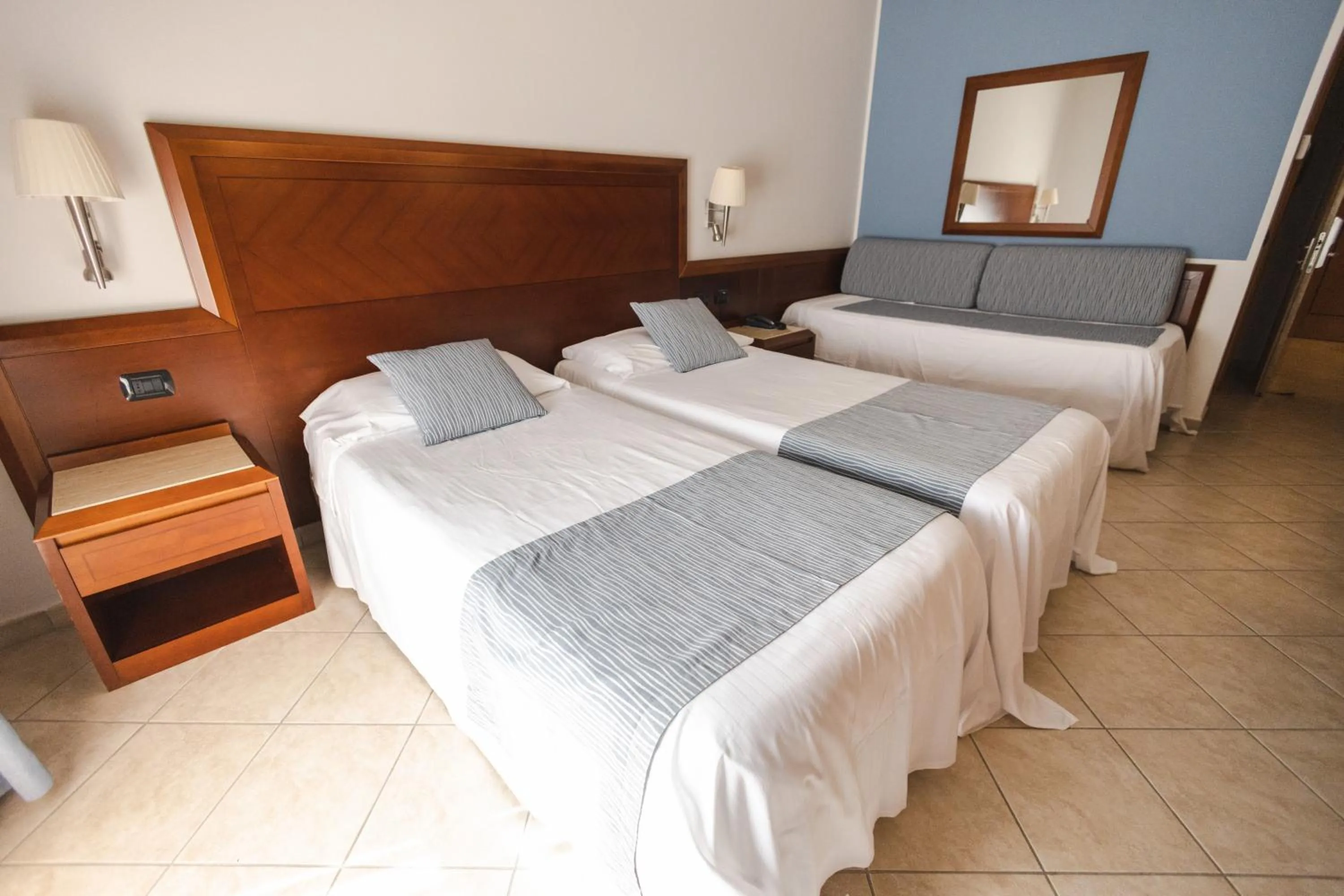 Photo of the whole room, Bed in Hotel Le Palme