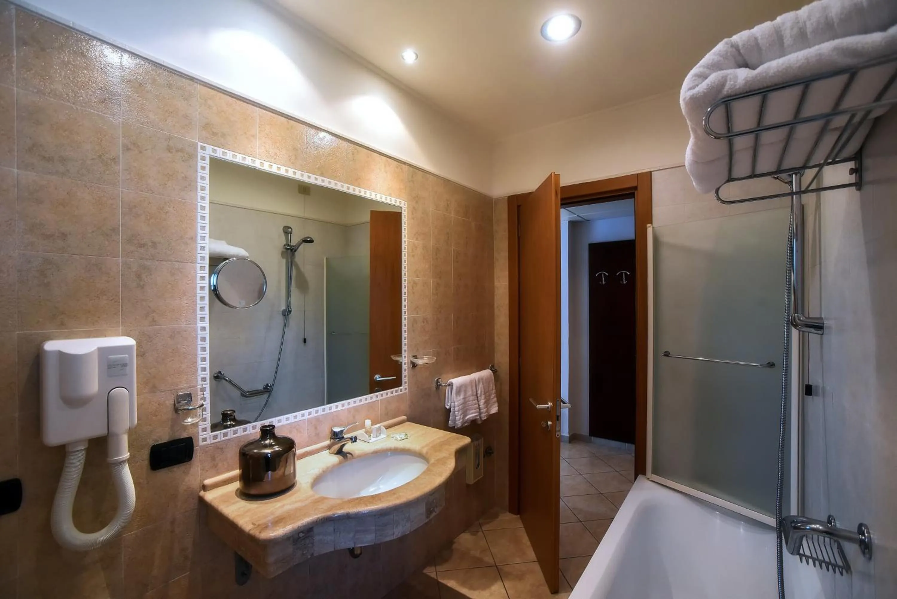 Bathroom in Hotel Le Palme