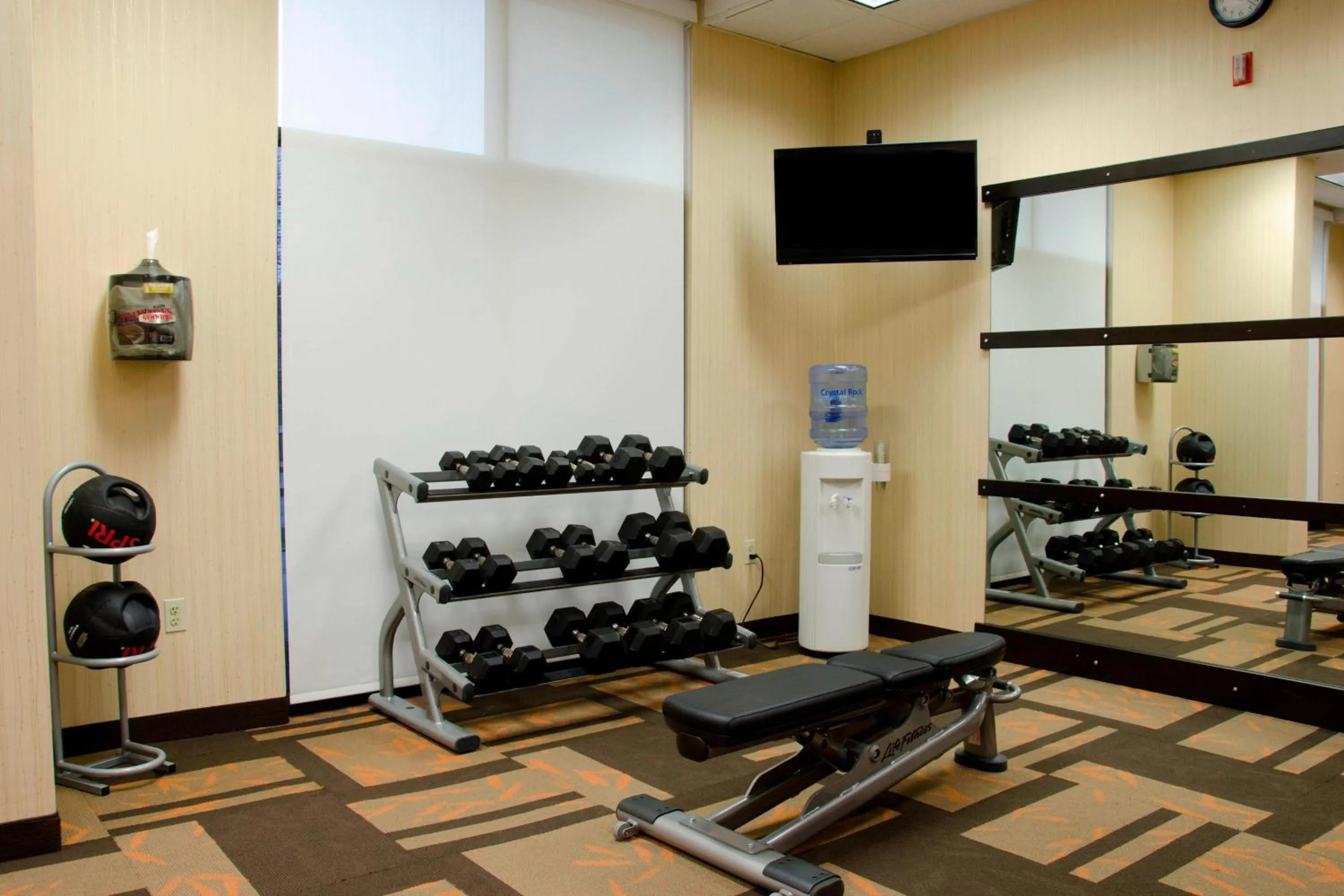 Fitness centre/facilities in Courtyard Waterbury Downtown