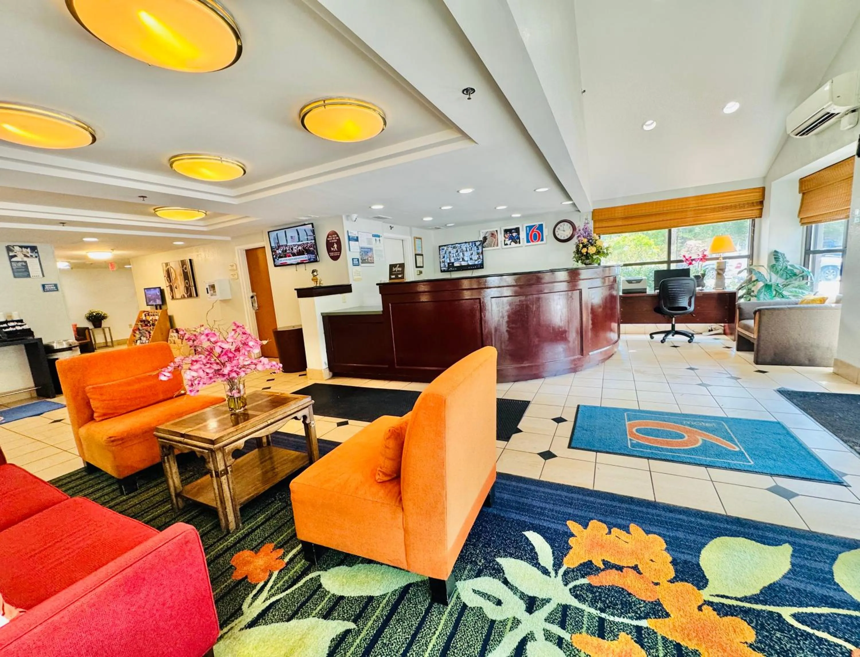Lobby or reception in Motel 6-Milford, CT