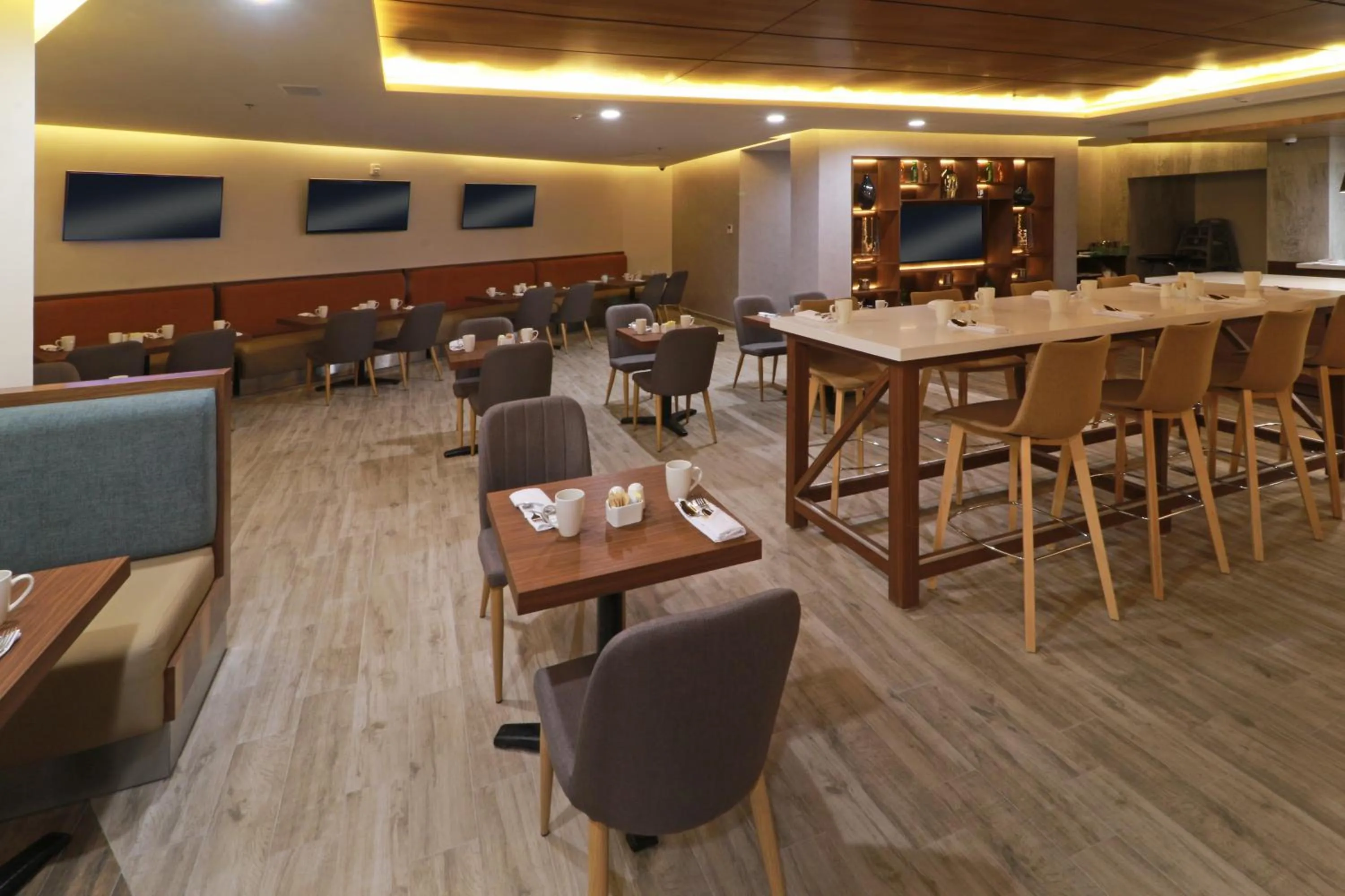 Restaurant/places to eat in Holiday Inn - Ciudad Juarez by IHG