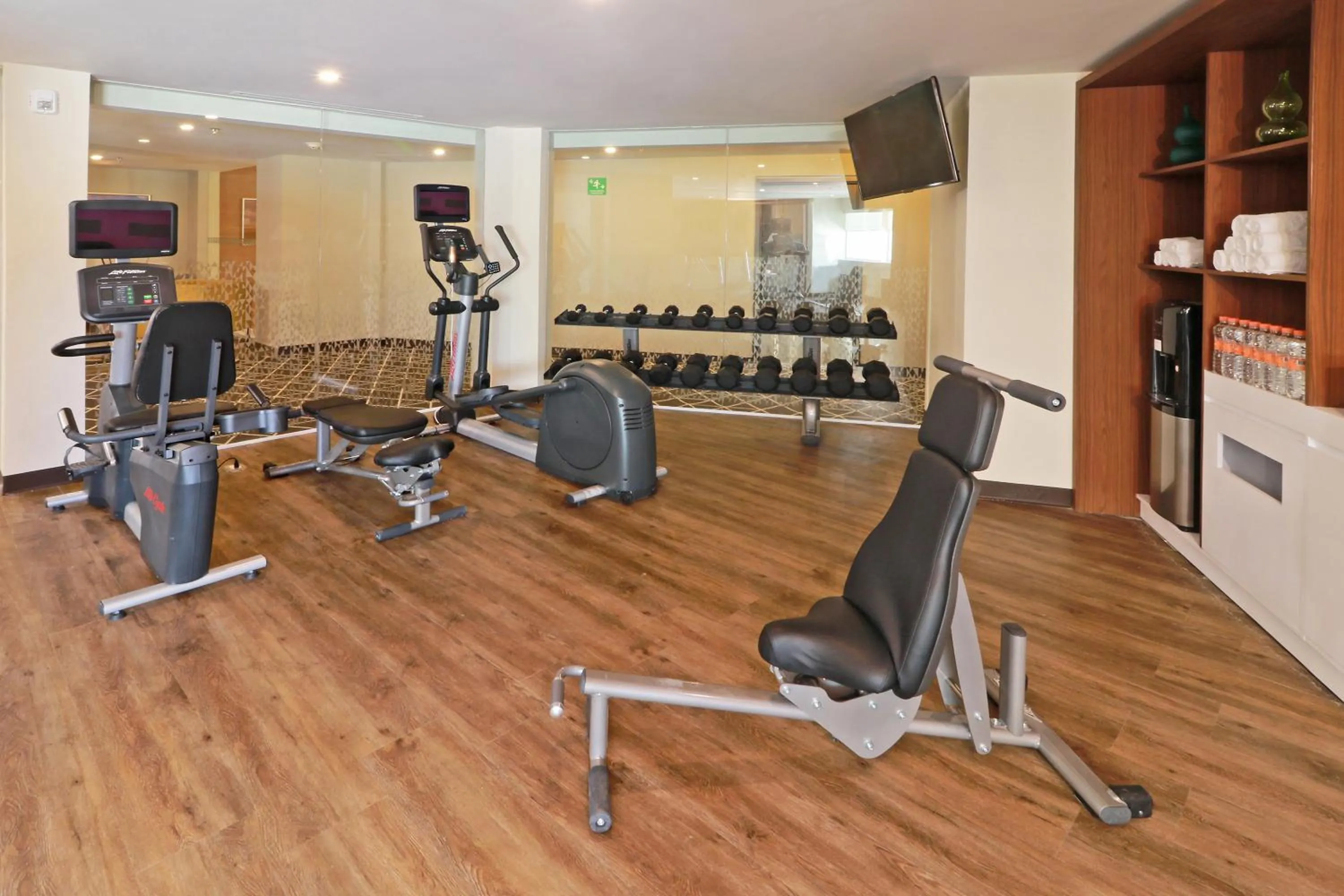 Fitness centre/facilities in Holiday Inn - Ciudad Juarez by IHG
