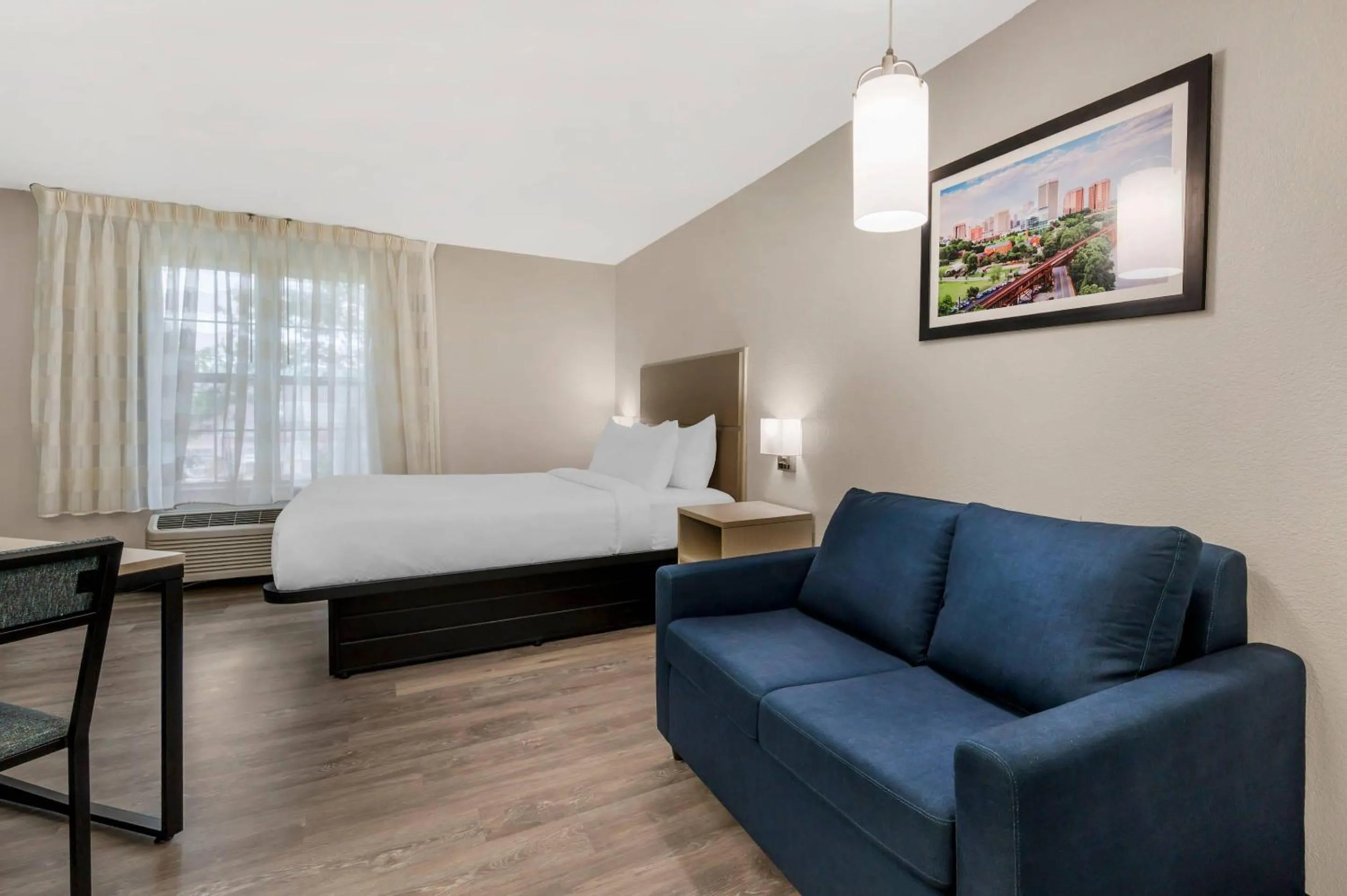 Bedroom, Bed in MainStay Suites Sterling near Dulles Town Center