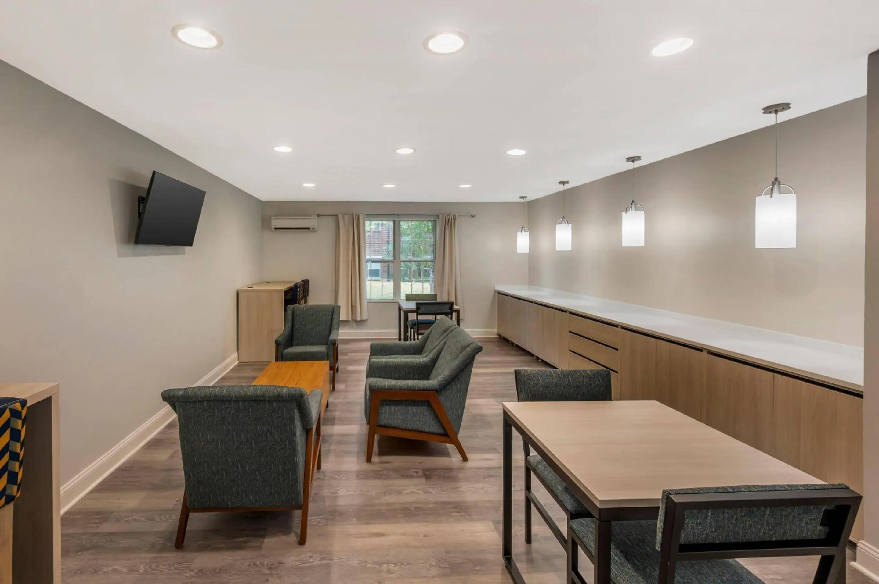 Other in MainStay Suites Sterling near Dulles Town Center