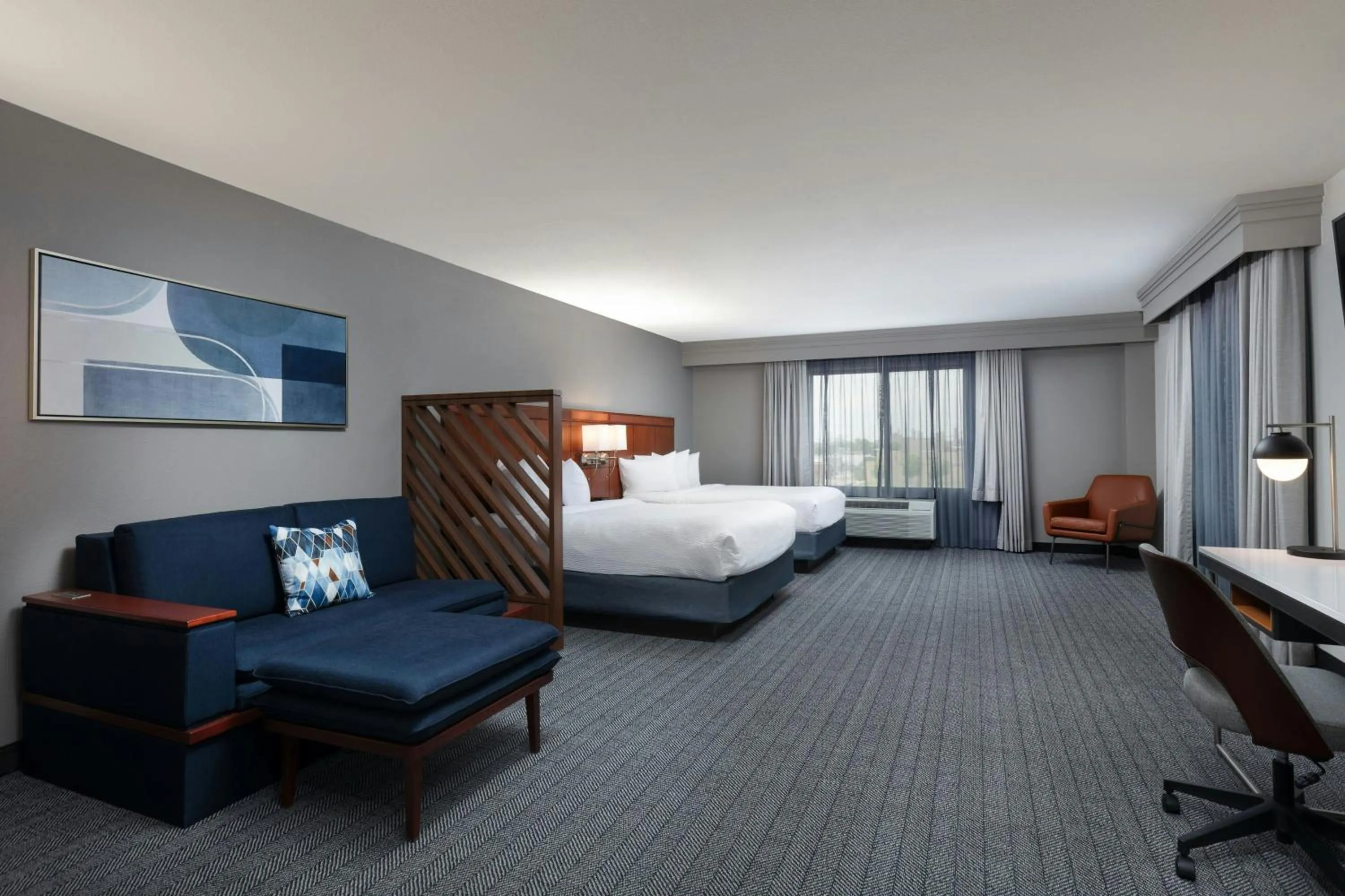 Photo of the whole room, Bed in Courtyard by Marriott Wichita at Old Town