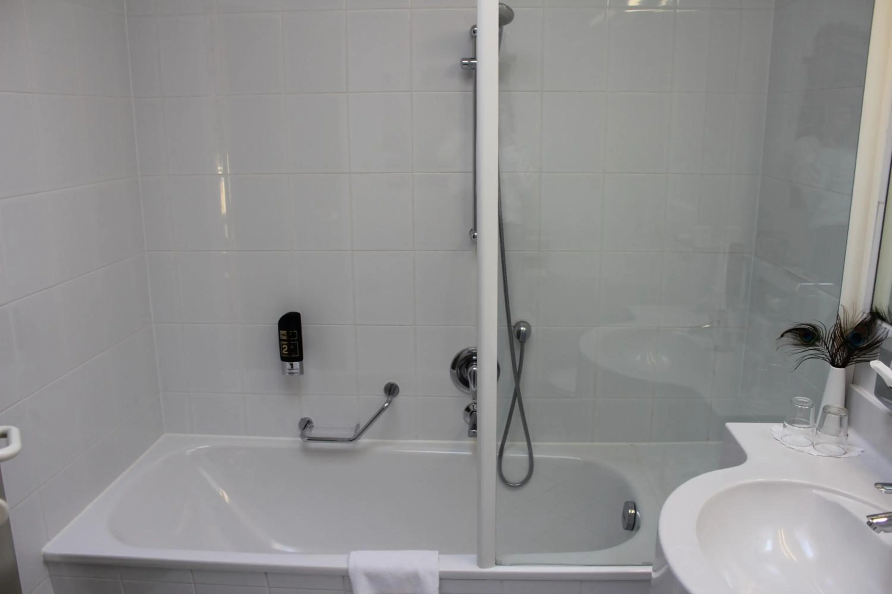 Bathroom in Hotel Neutor Express