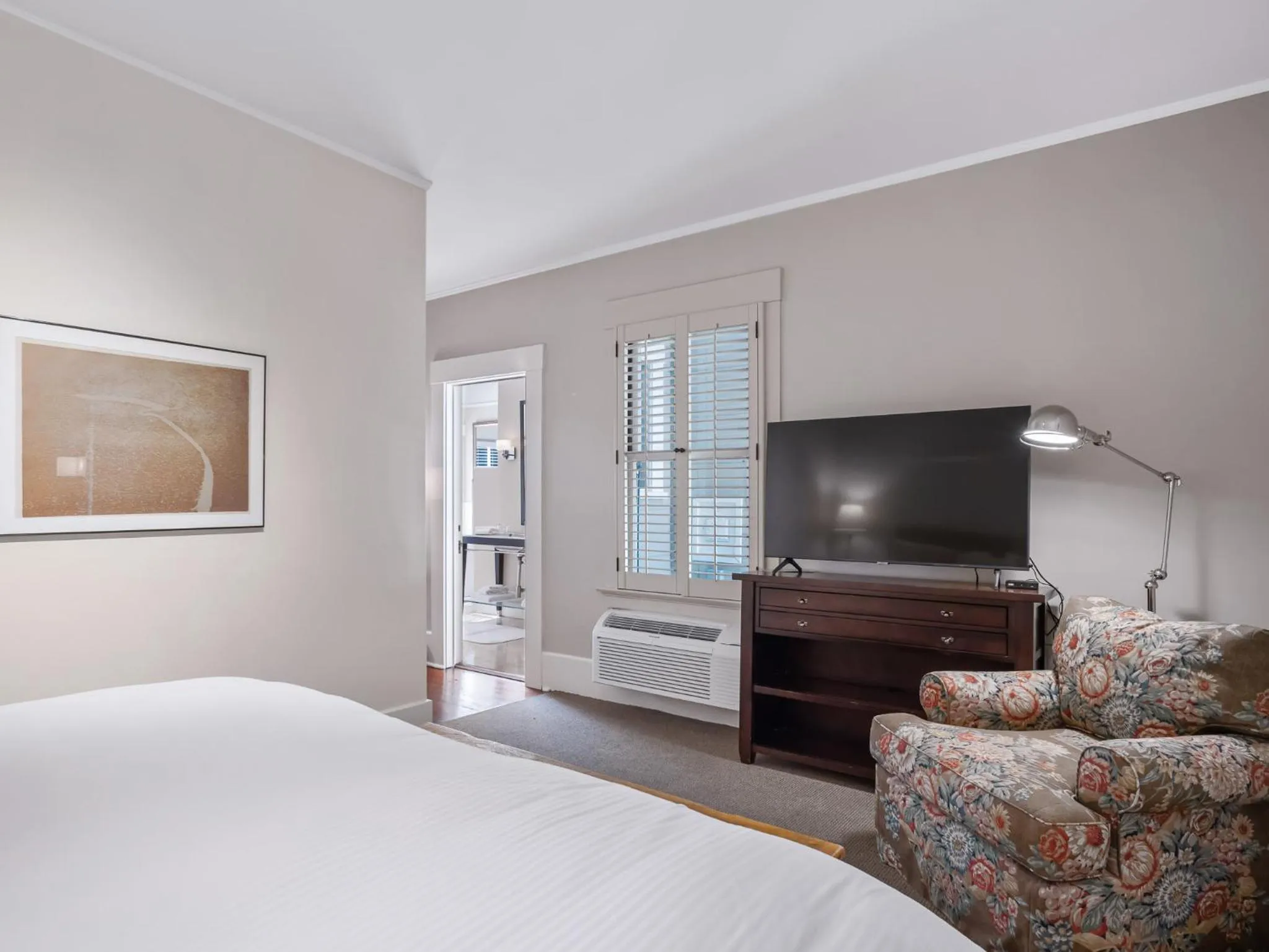 Bed in The Upham Hotel