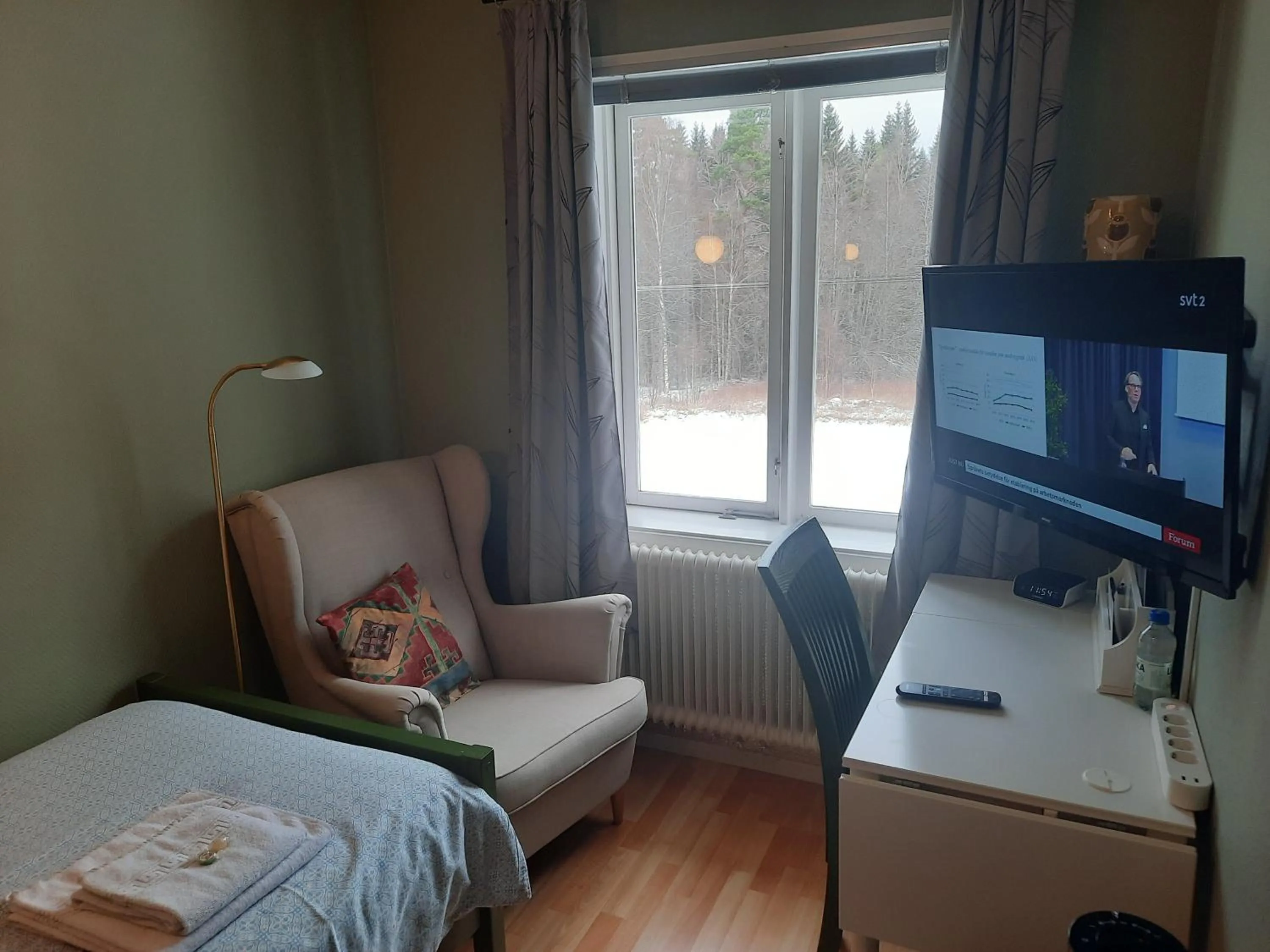 TV and multimedia, Bed in Geijersholms Herrgård