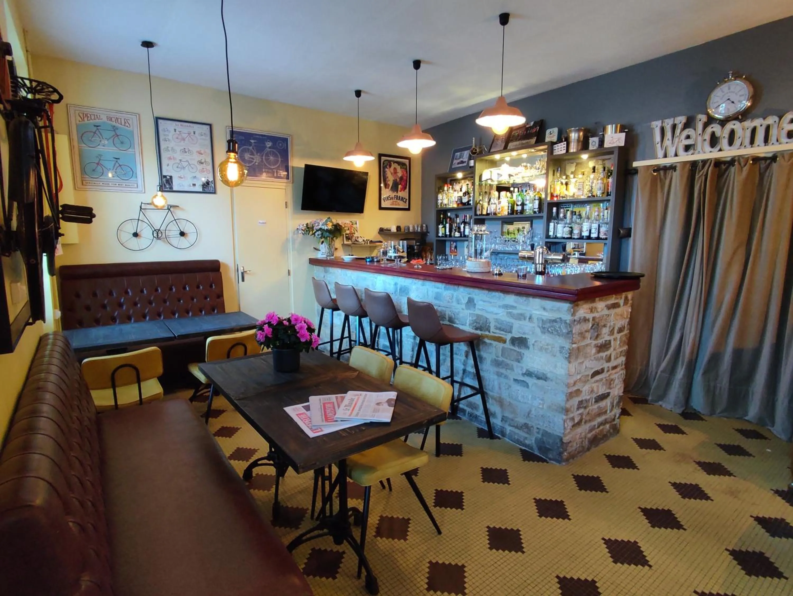 Lounge or bar in Hotel des Voyageurs