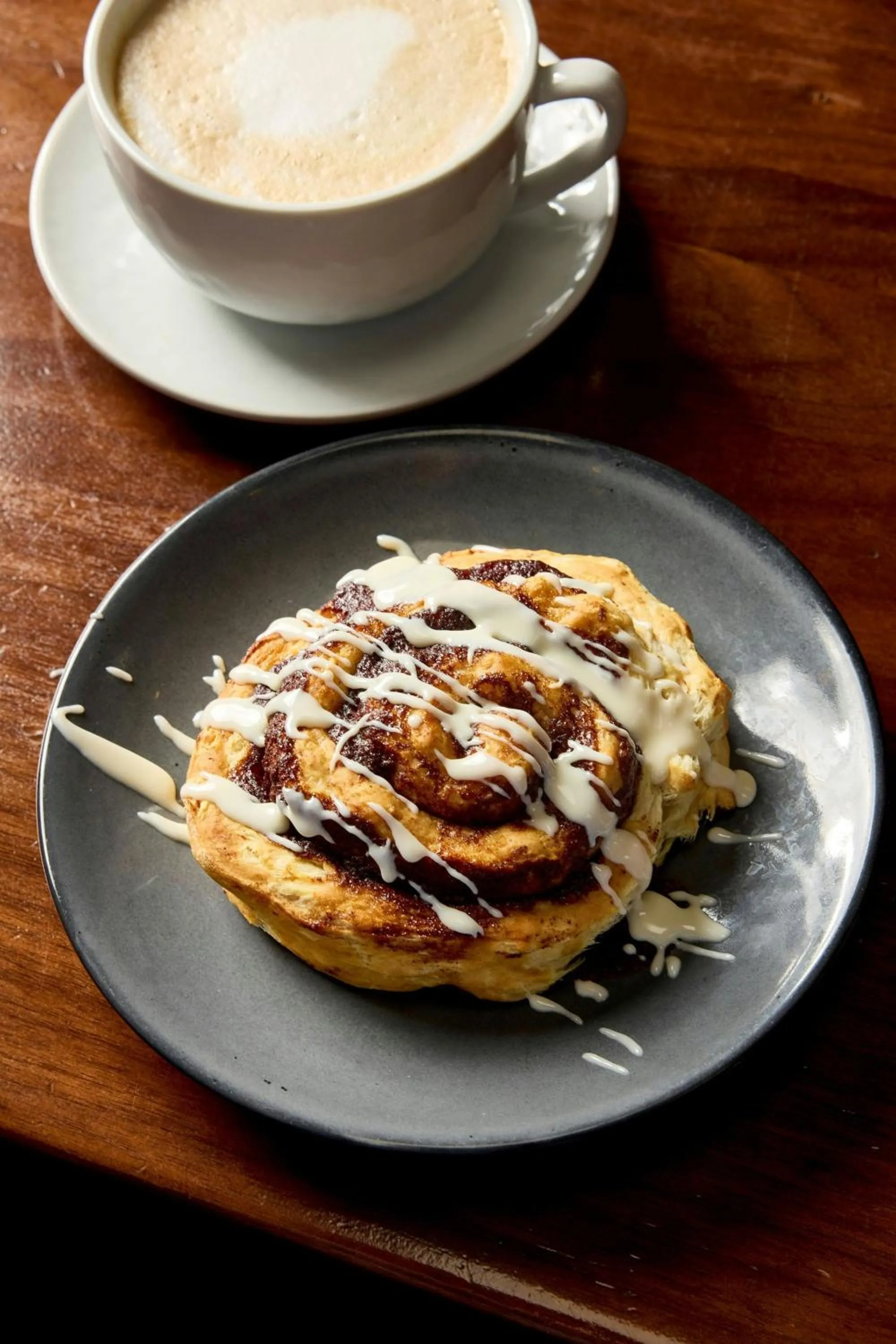 Restaurant/places to eat in Renaissance Indianapolis North Hotel