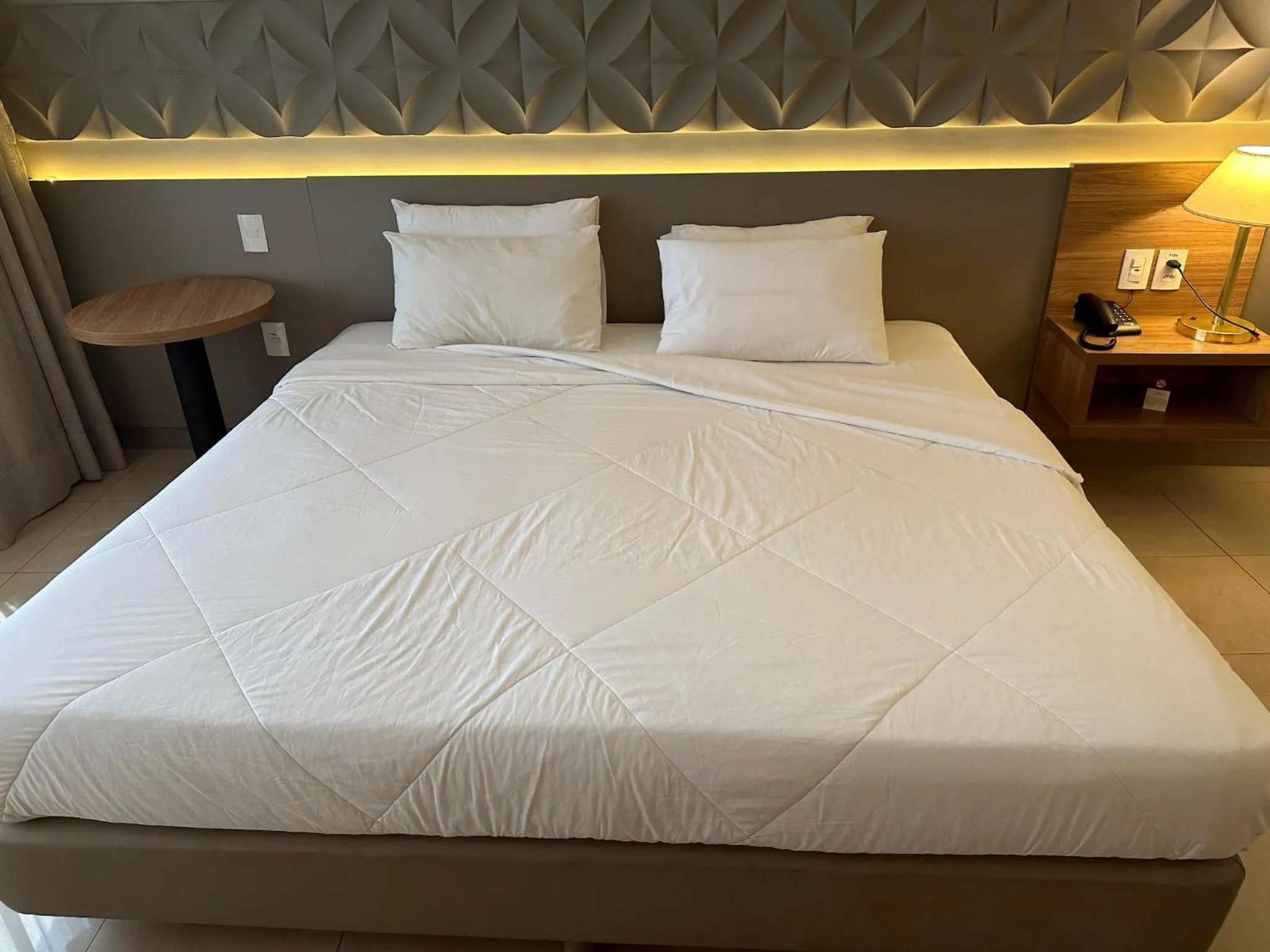 Bedroom, Bed in Hotel Saint Paul