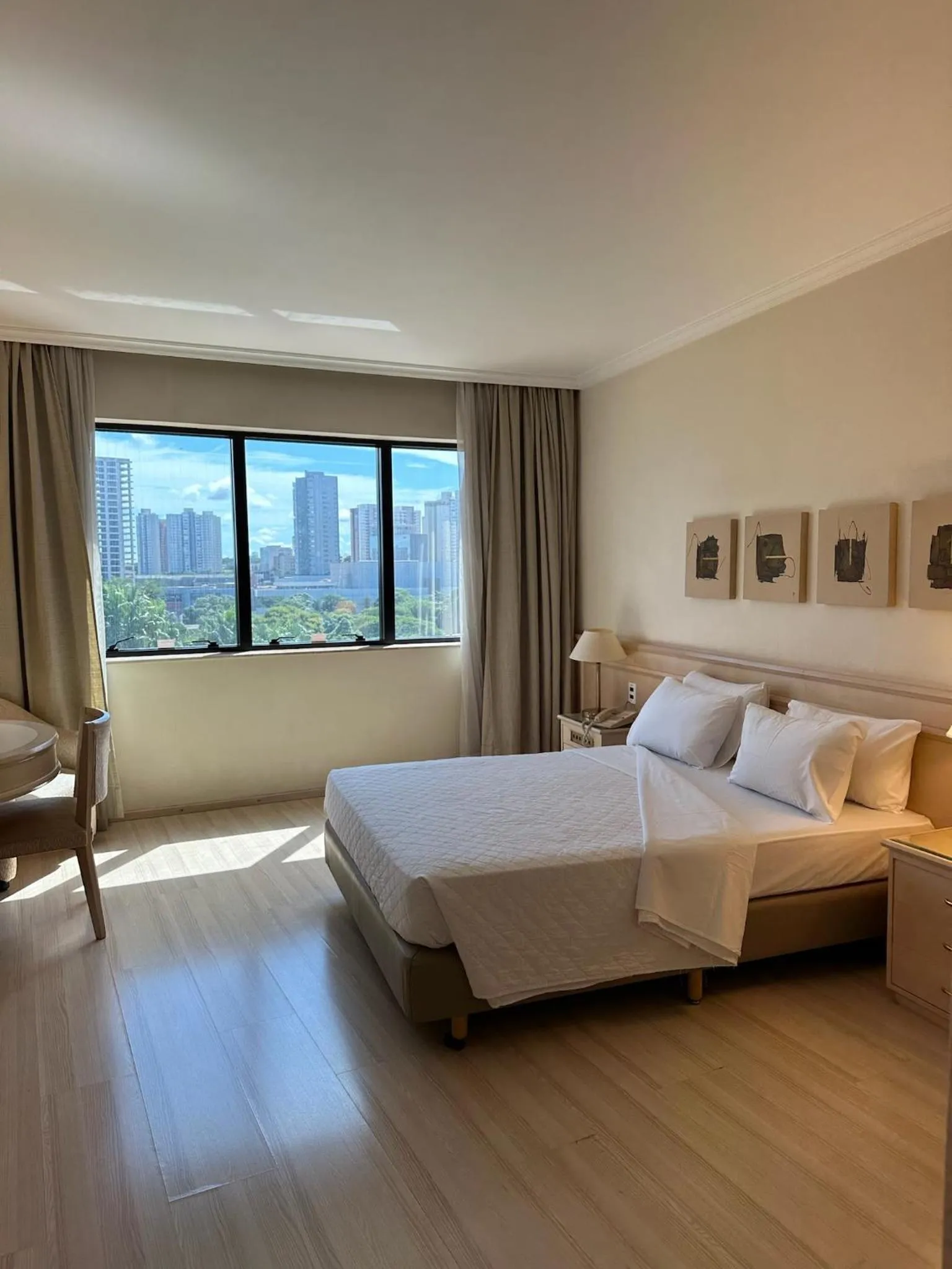 Bedroom, Bed in Hotel Saint Paul