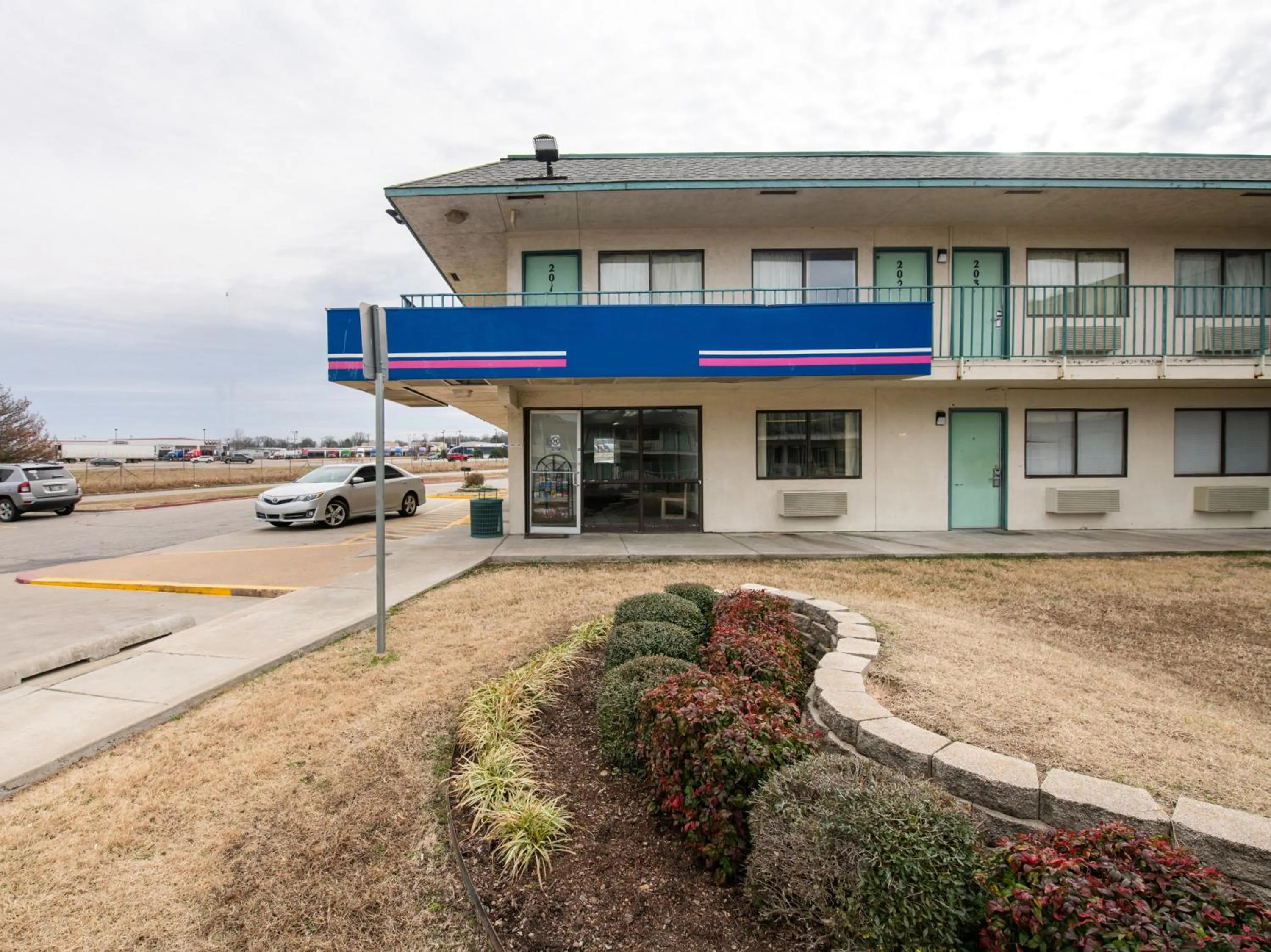 Facade/entrance in Regency Inn Tulsa
