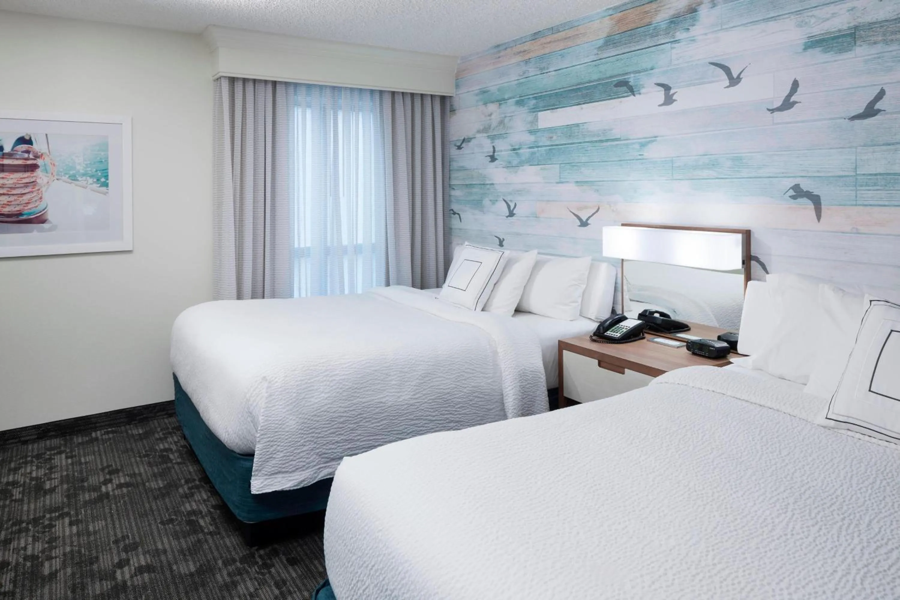 Bedroom, Bed in Courtyard by Marriott Carolina Beach Oceanfront