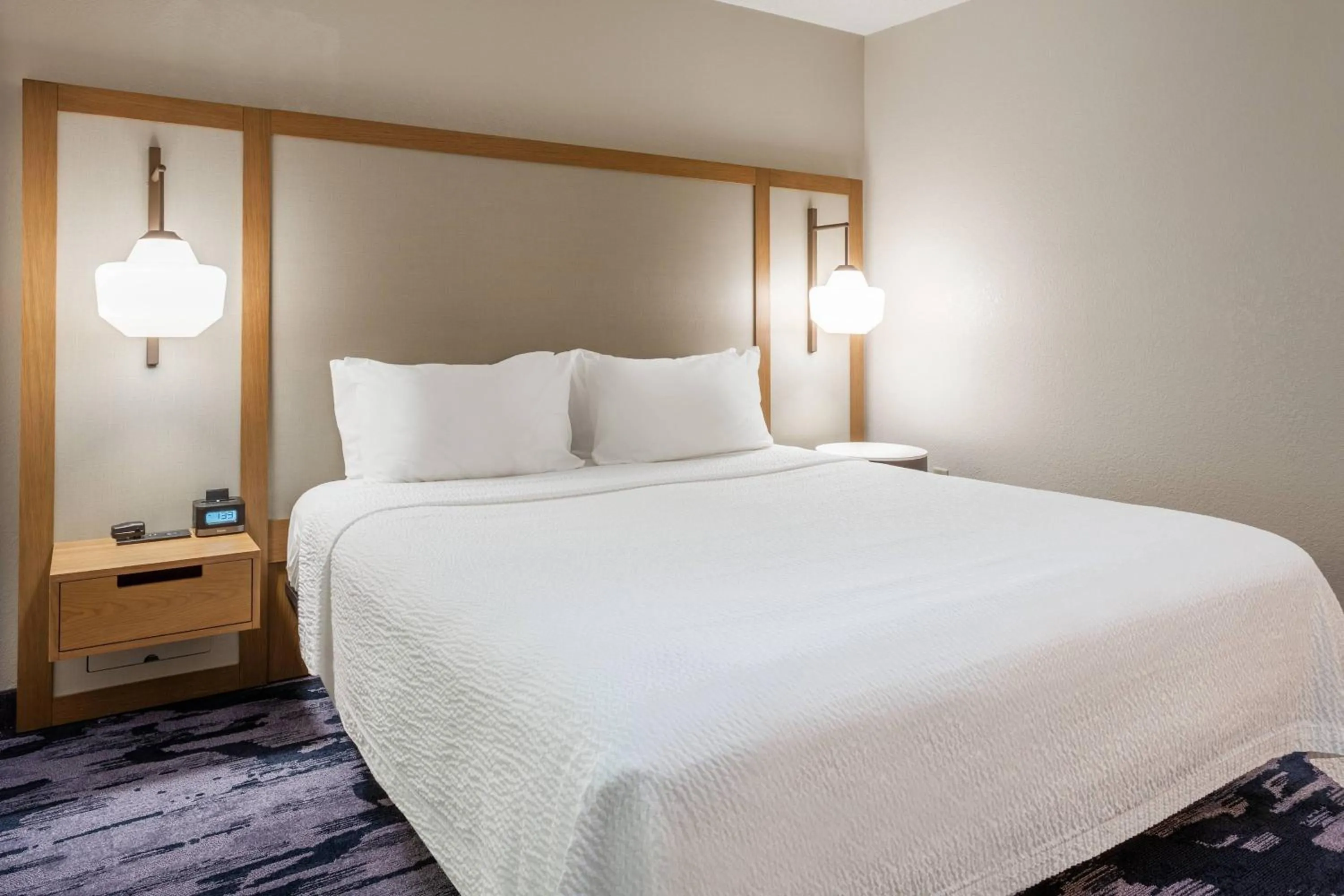 Bedroom, Bed in Fairfield Inn & Suites Indianapolis Northwest
