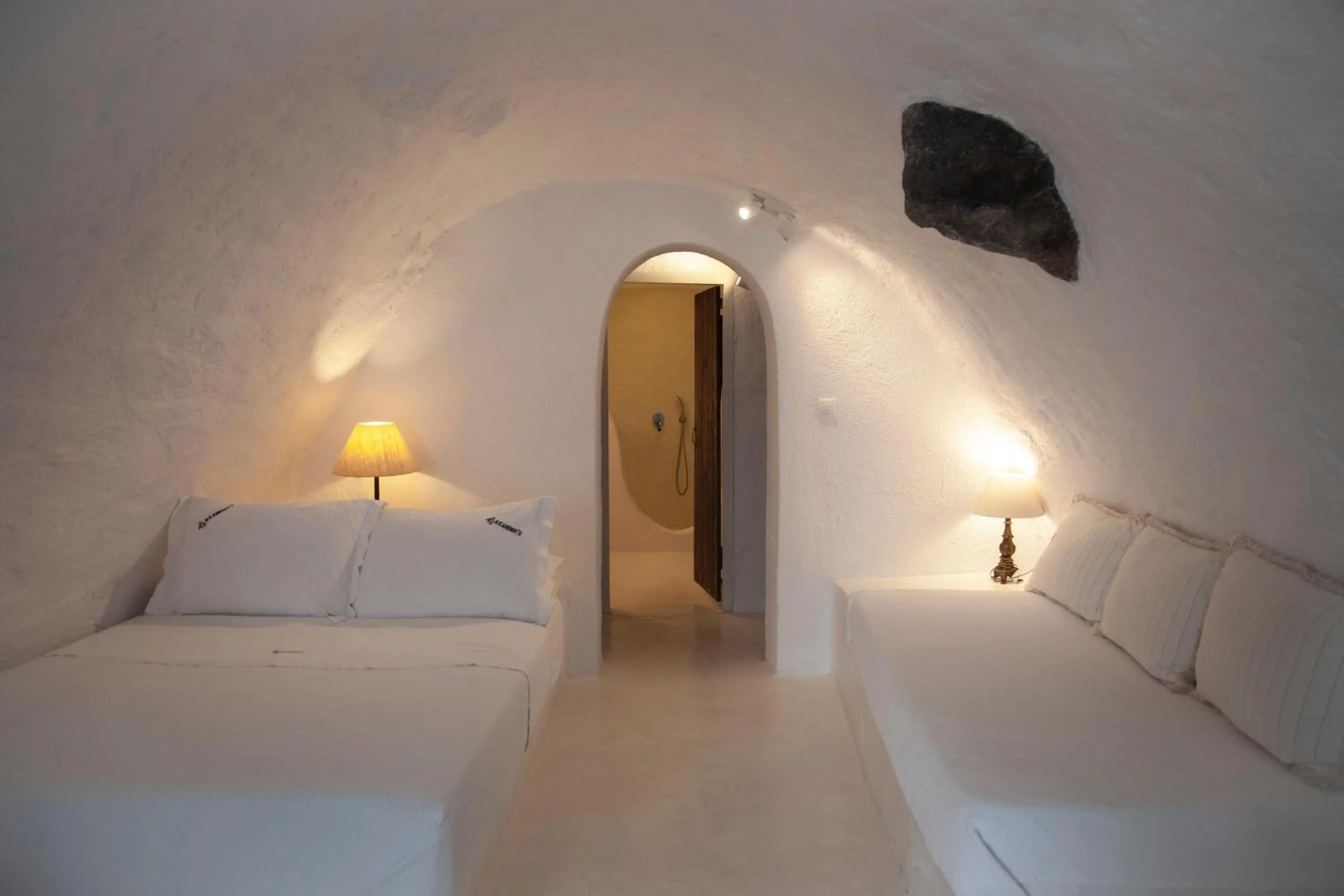 Bedroom, Bed in Alexander's Suites