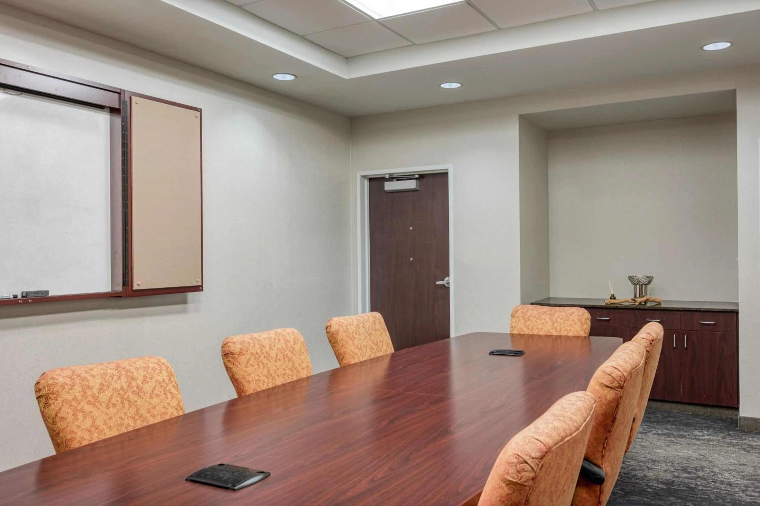 Meeting/conference room in SpringHill Suites Terre Haute