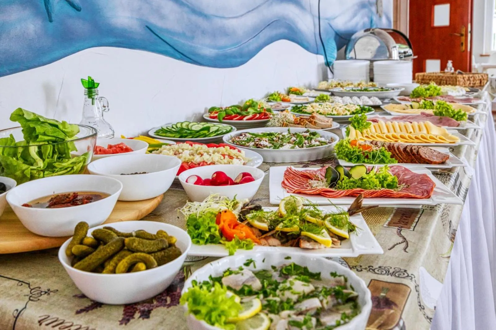 Restaurant/places to eat in Ośrodek Wypoczynkowy CHAMPION