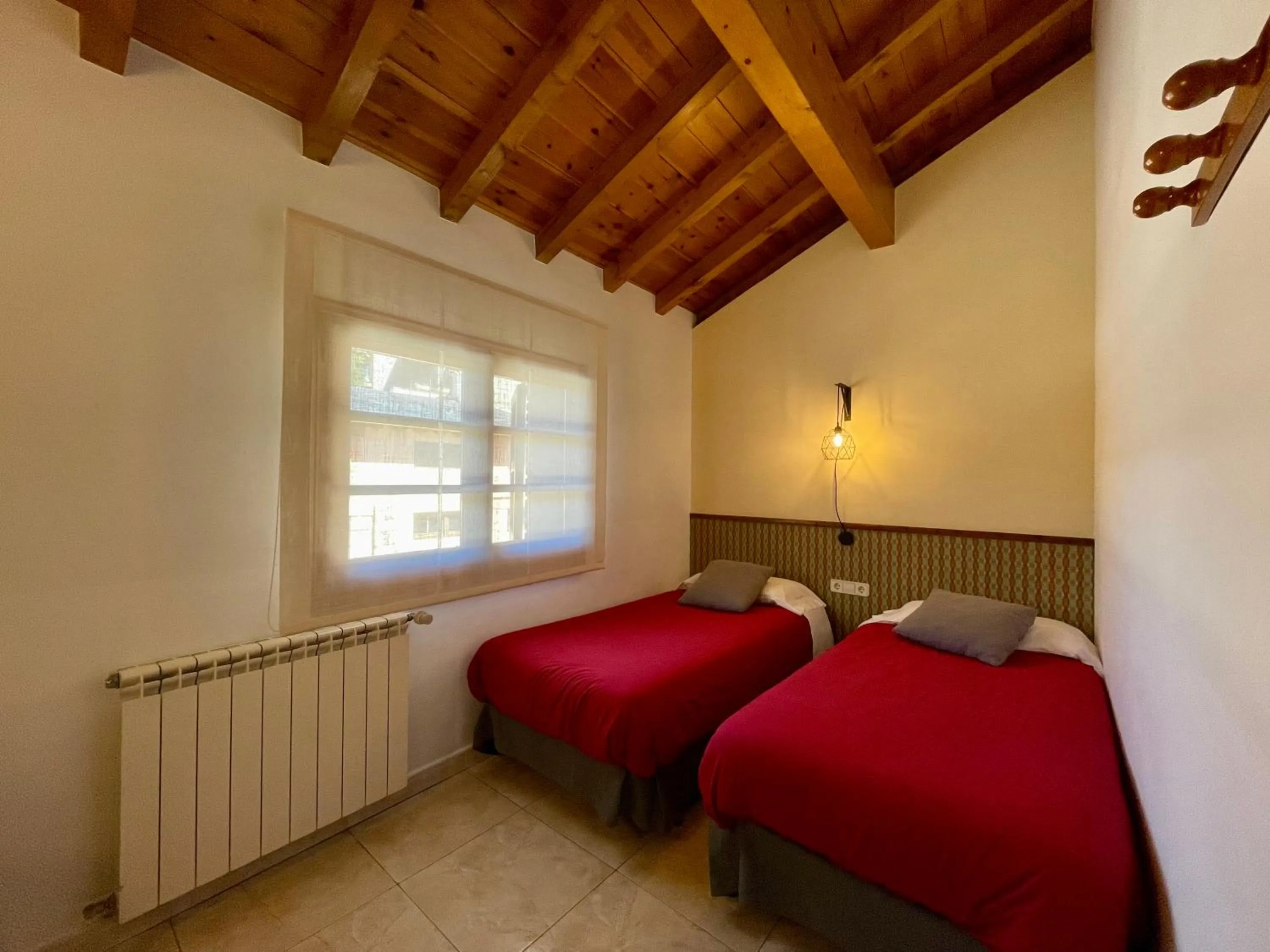 Bedroom, Bed in Aparthotel les Corts