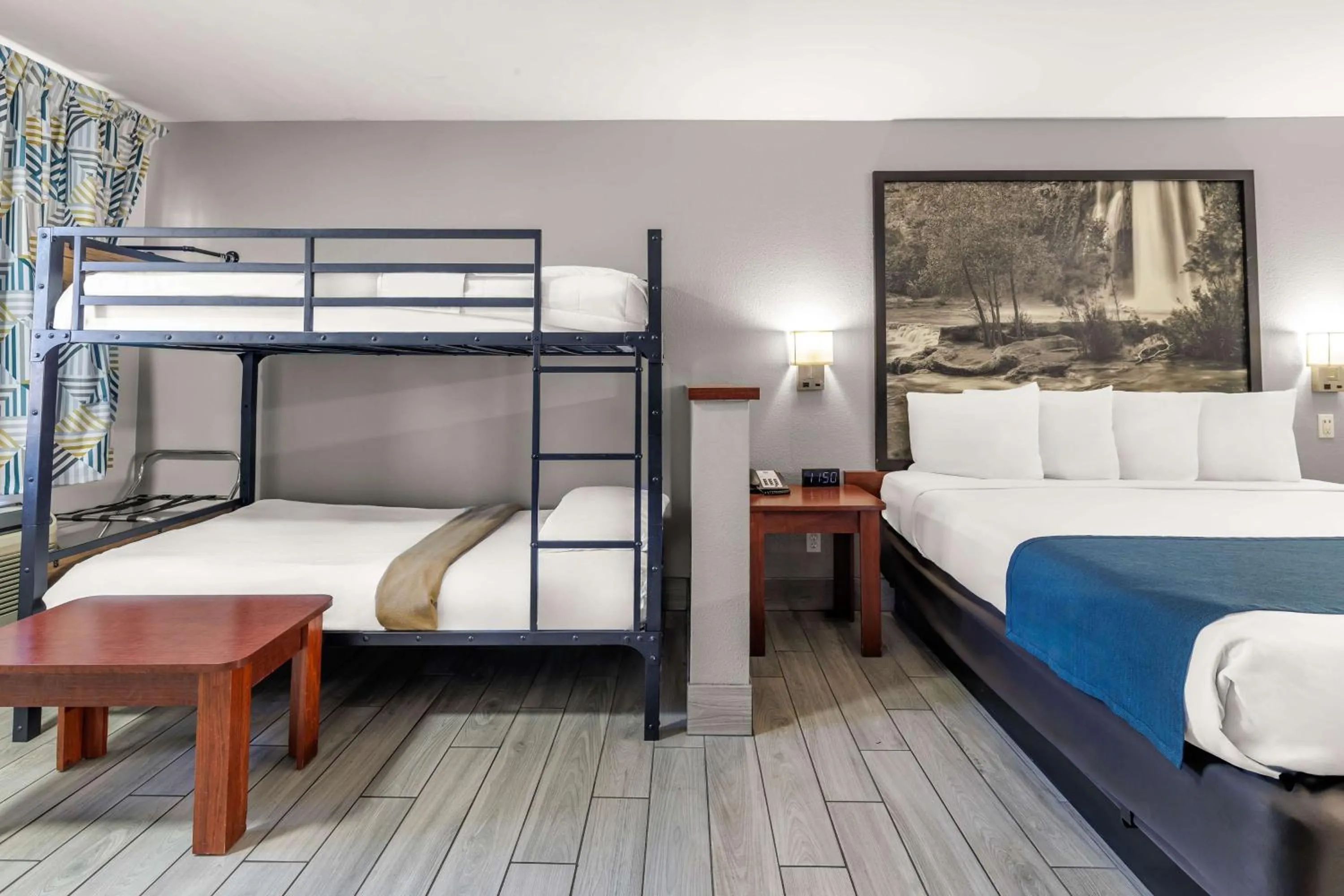 Bed in Studio 6 Flagstaff AZ