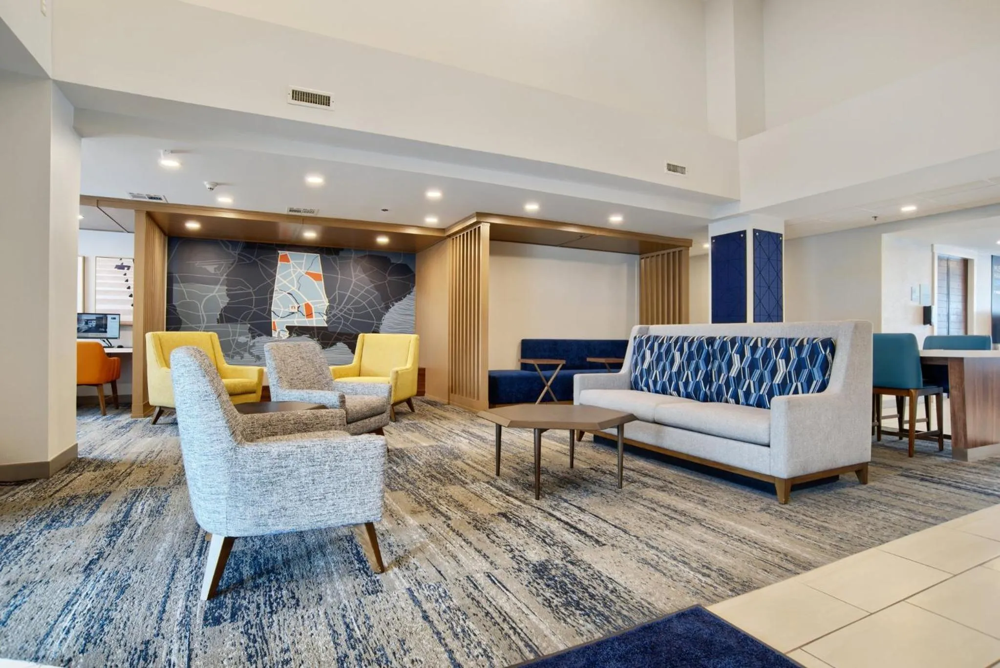 Property building in Holiday Inn Express & Suites - Mobile - I-65 by IHG