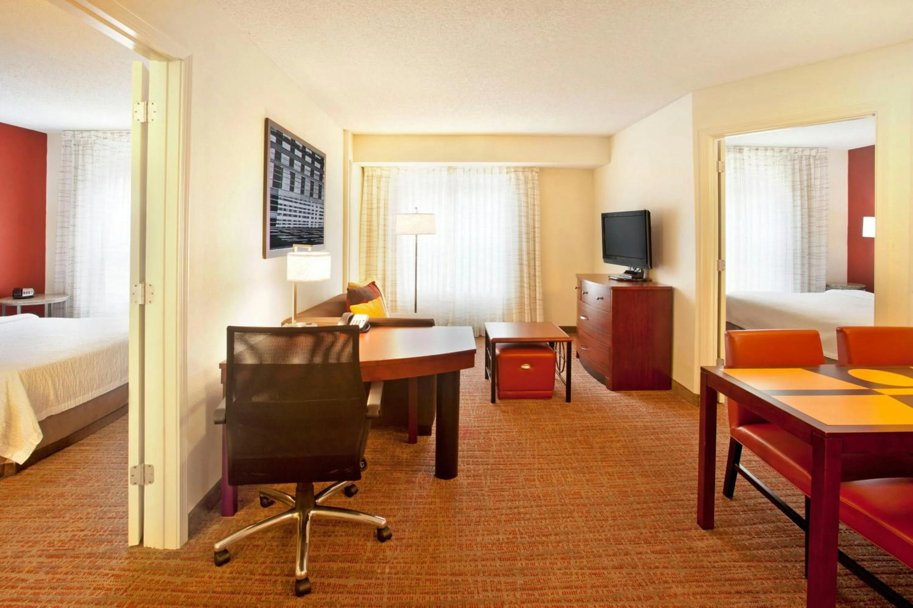 Bathroom, Bed in Residence Inn Jackson Ridgeland