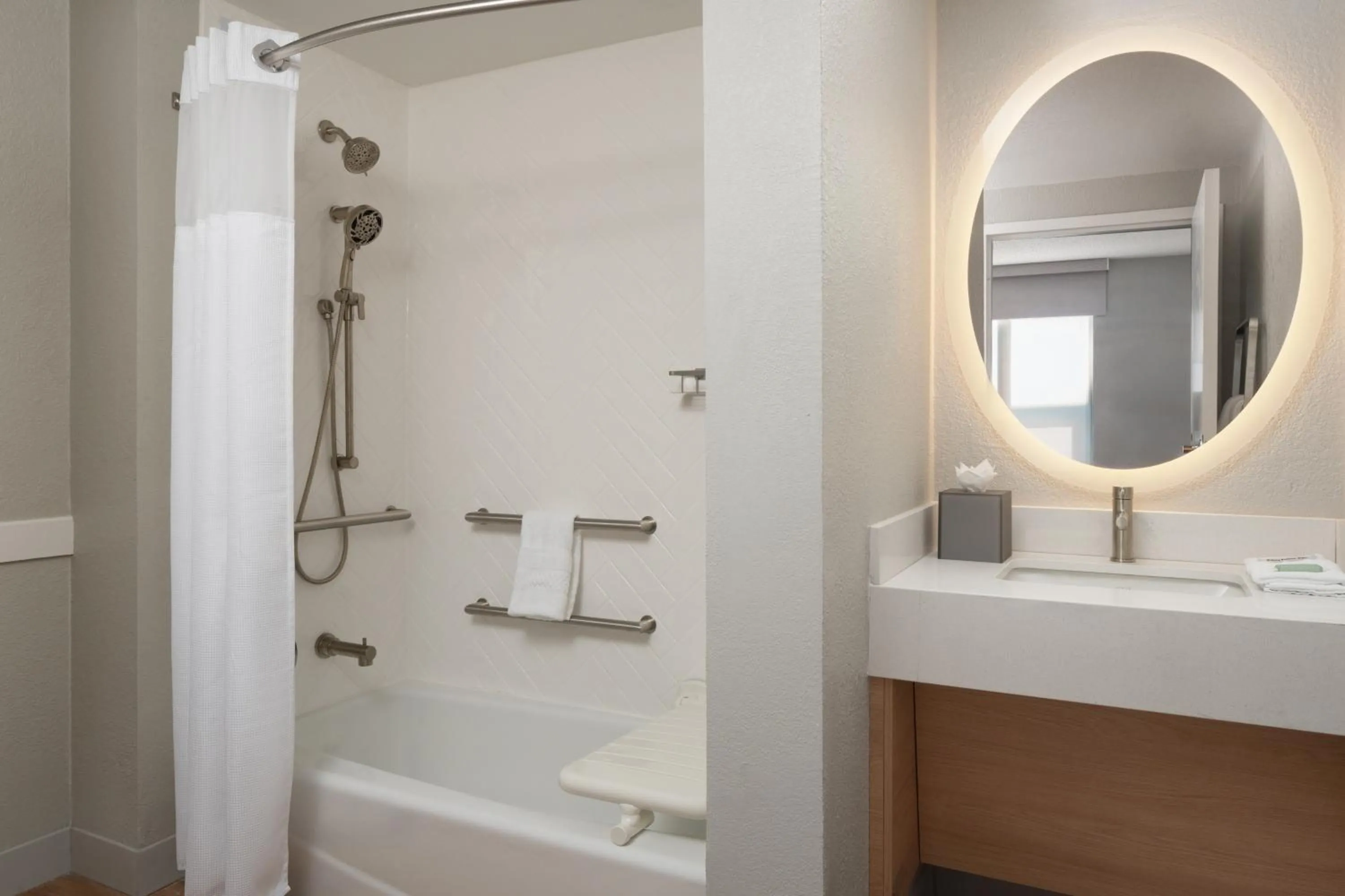 Bathroom in TownePlace Suites by Marriott Lafayette