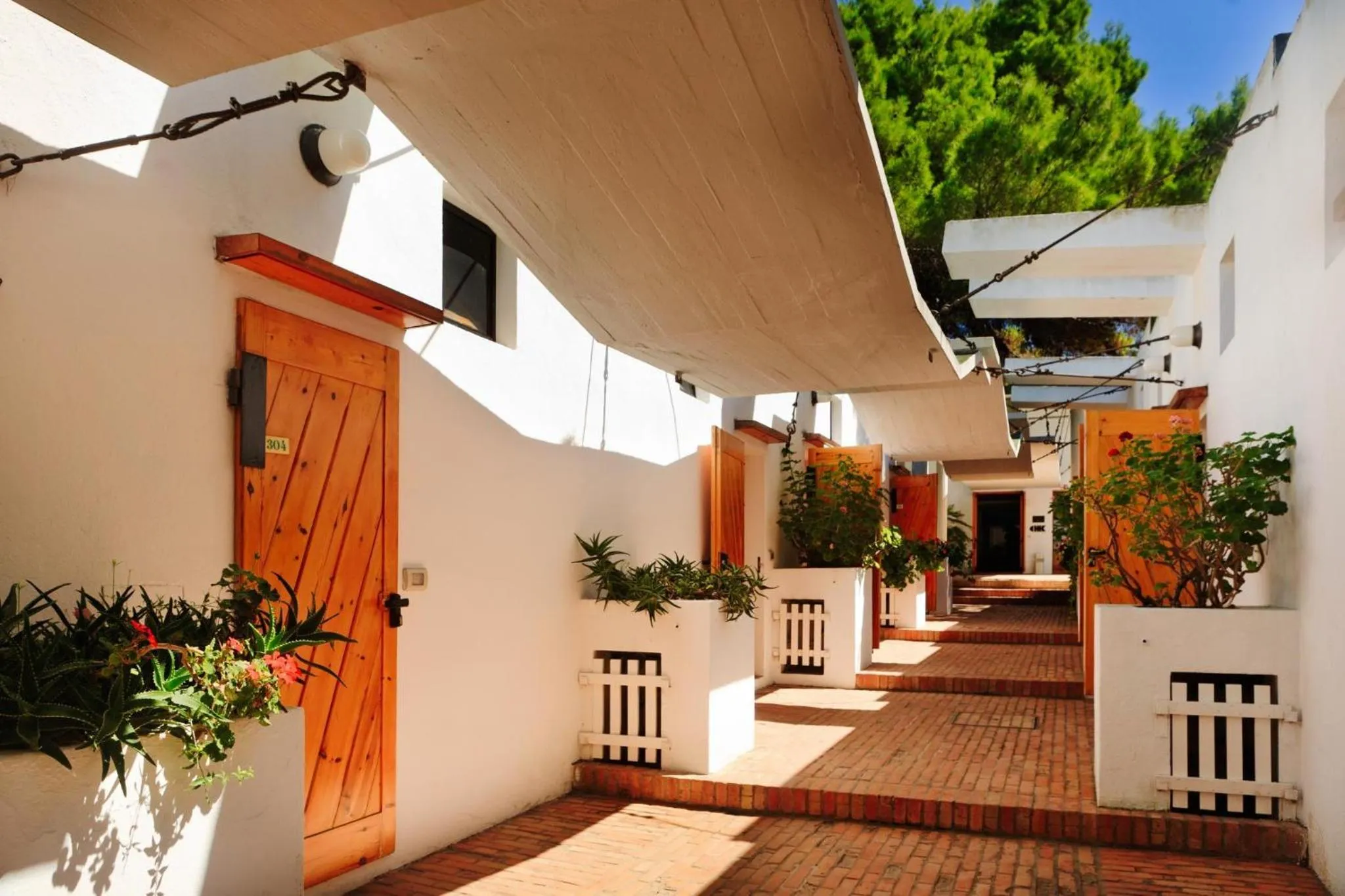 Facade/entrance in Hotel Kyrie Isole Tremiti