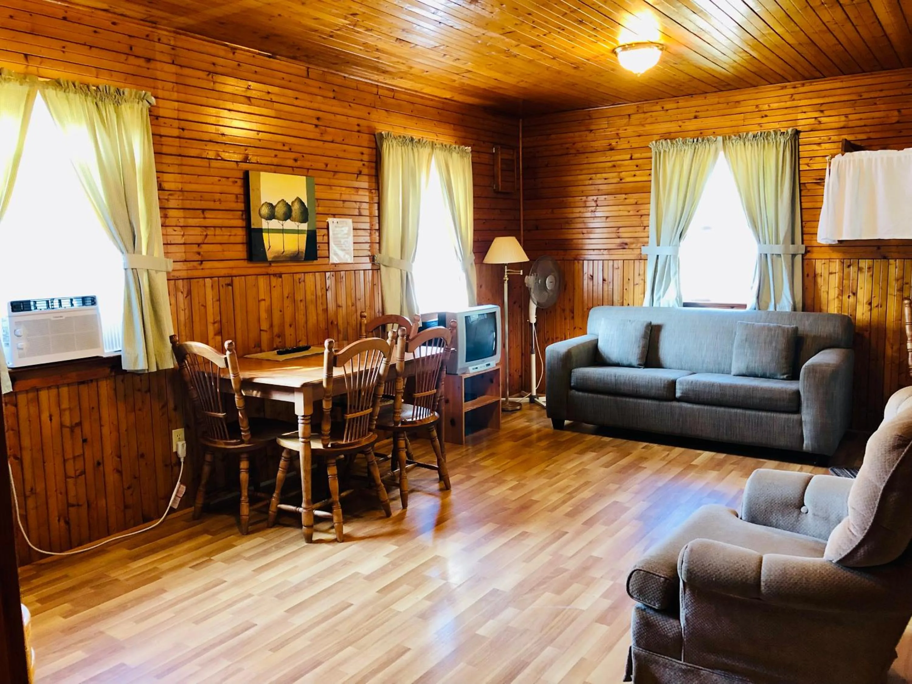 Living room in Green Gables Bungalow Court