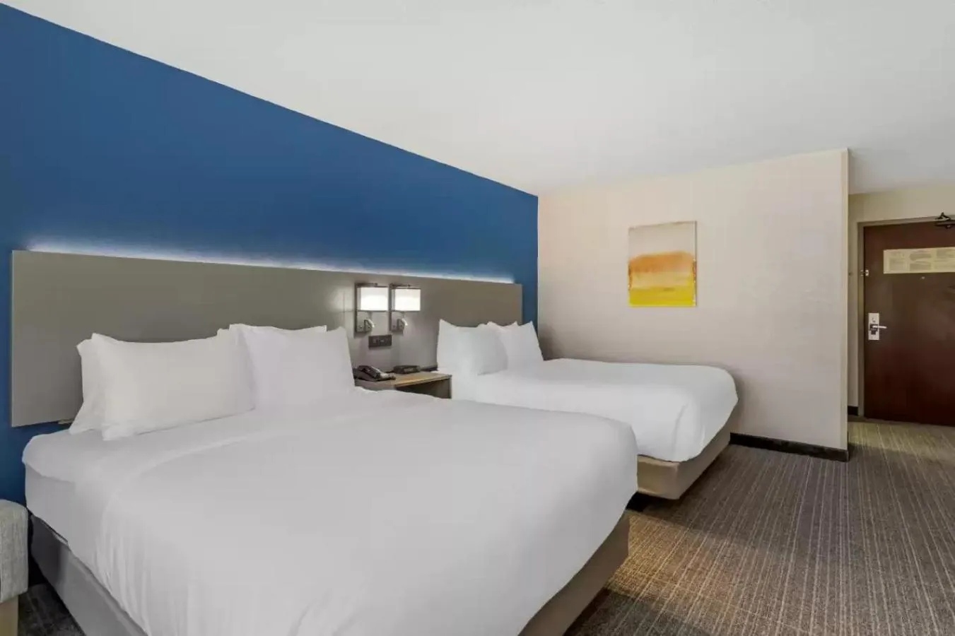 Photo of the whole room, Bed in Comfort Inn & Suites Corbin North