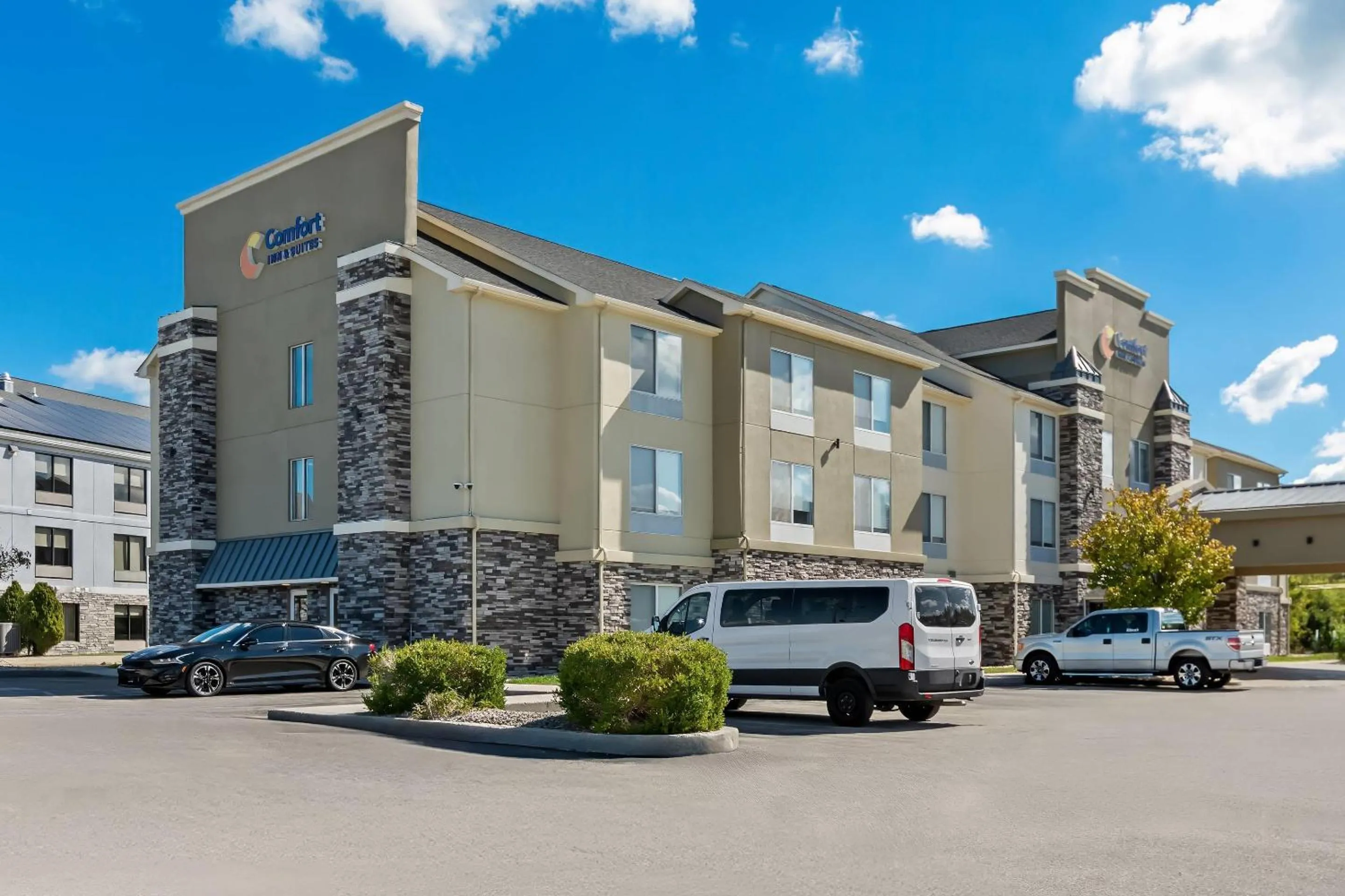Property building in Comfort Inn & Suites Berea