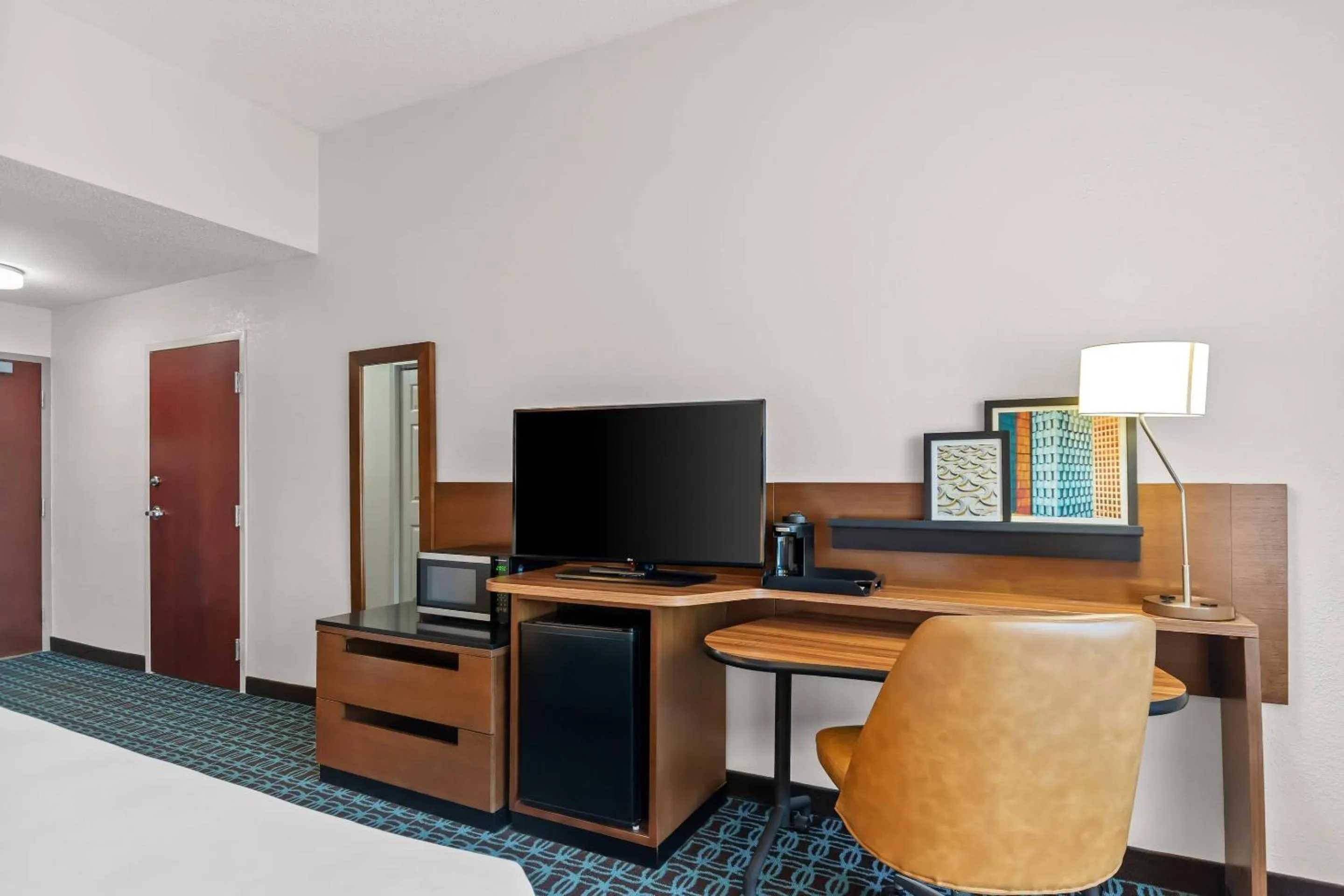 Bedroom in Comfort Inn & Suites Berea