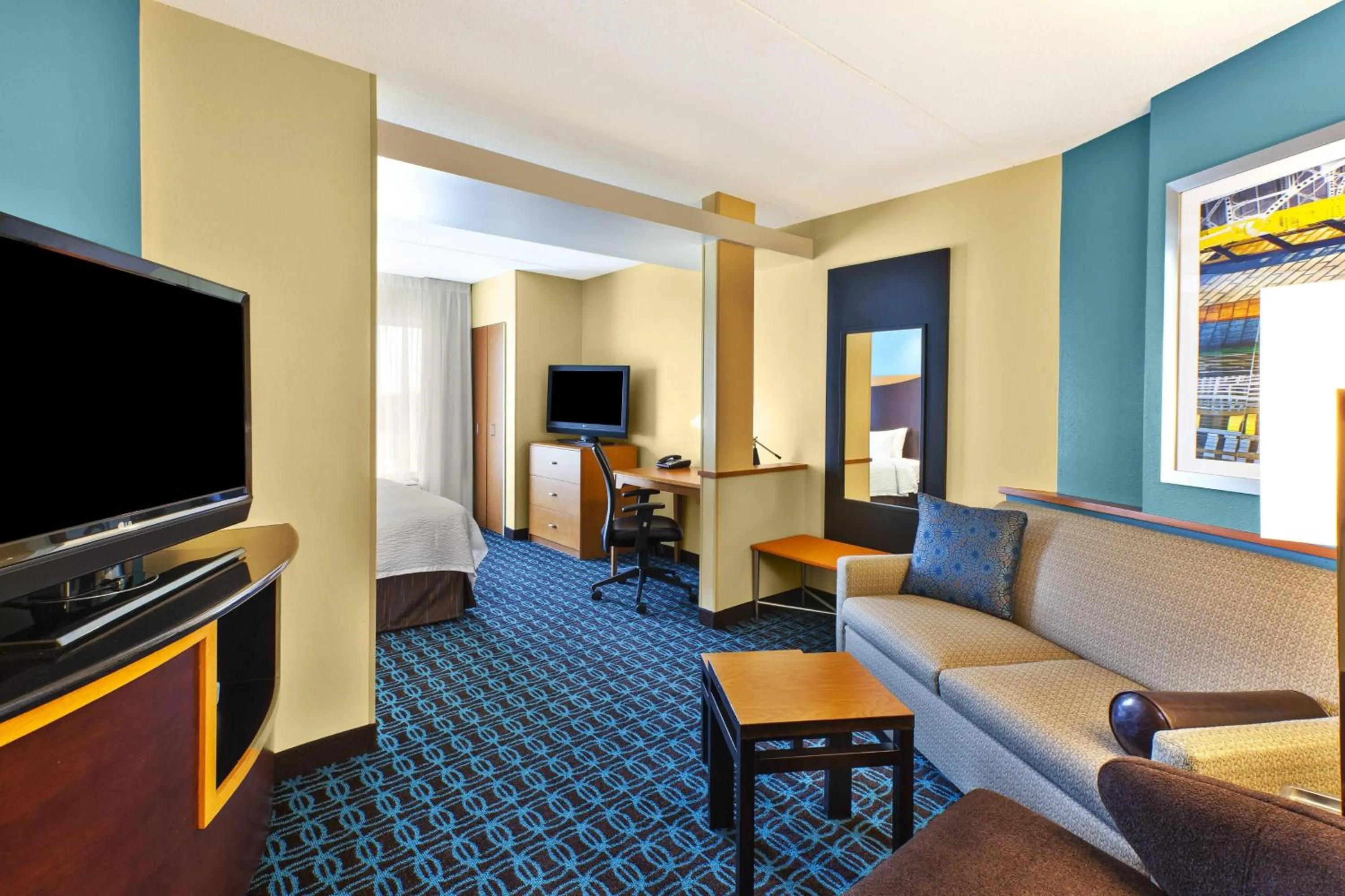 Photo of the whole room in Fairfield Inn & Suites by Marriott Lexington North