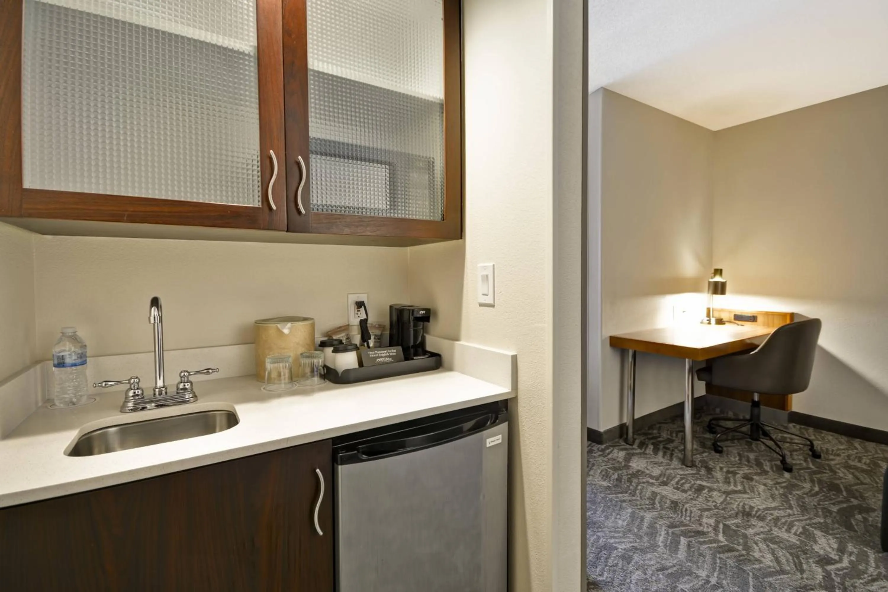 Kitchen or kitchenette in SpringHill Suites Lexington Near the University of Kentucky