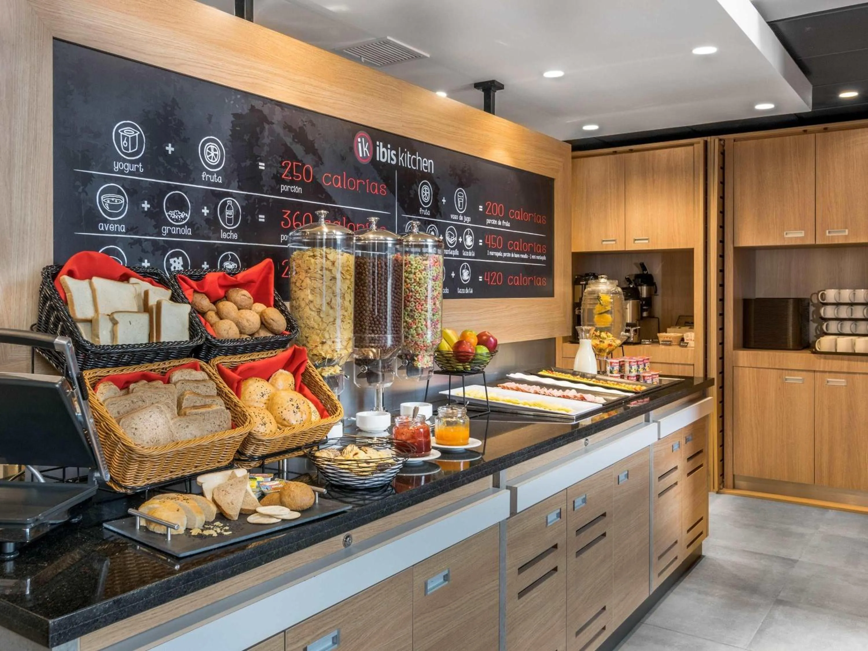 Breakfast in ibis Iquique