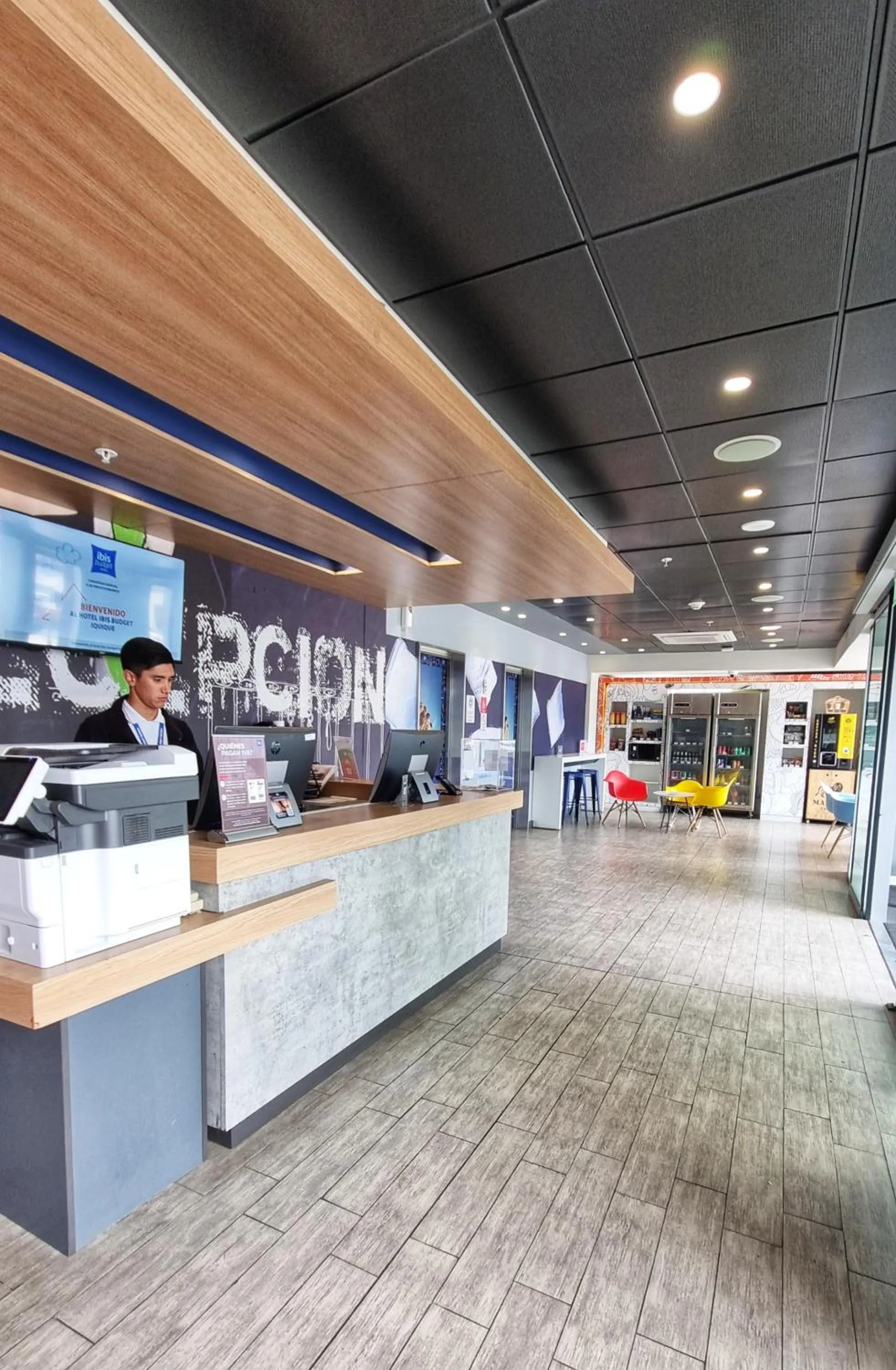 Lobby or reception in ibis budget Iquique